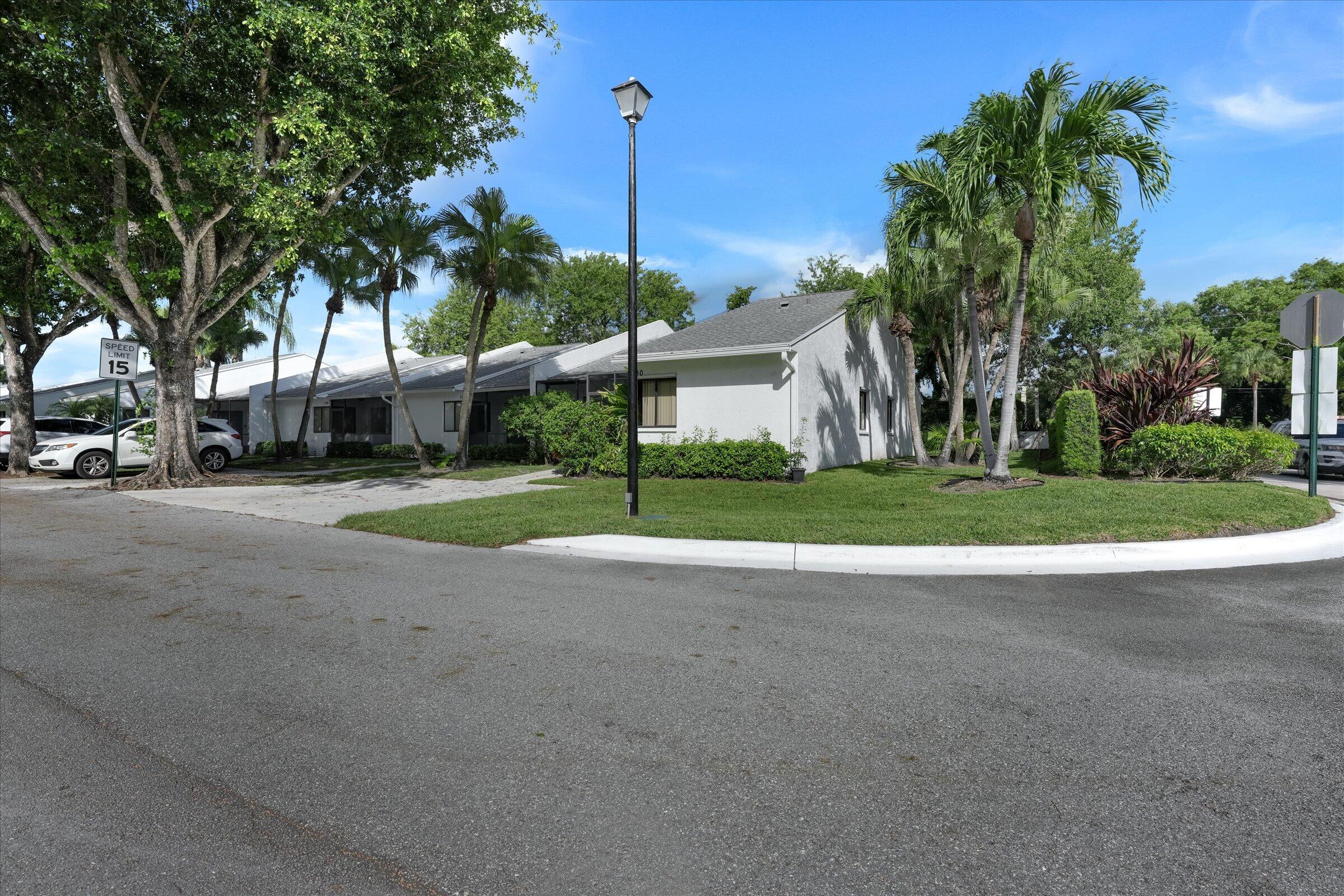 Properties 100 Sunshine Boulevard