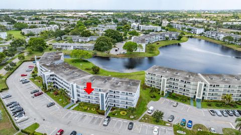 A home in Deerfield Beach