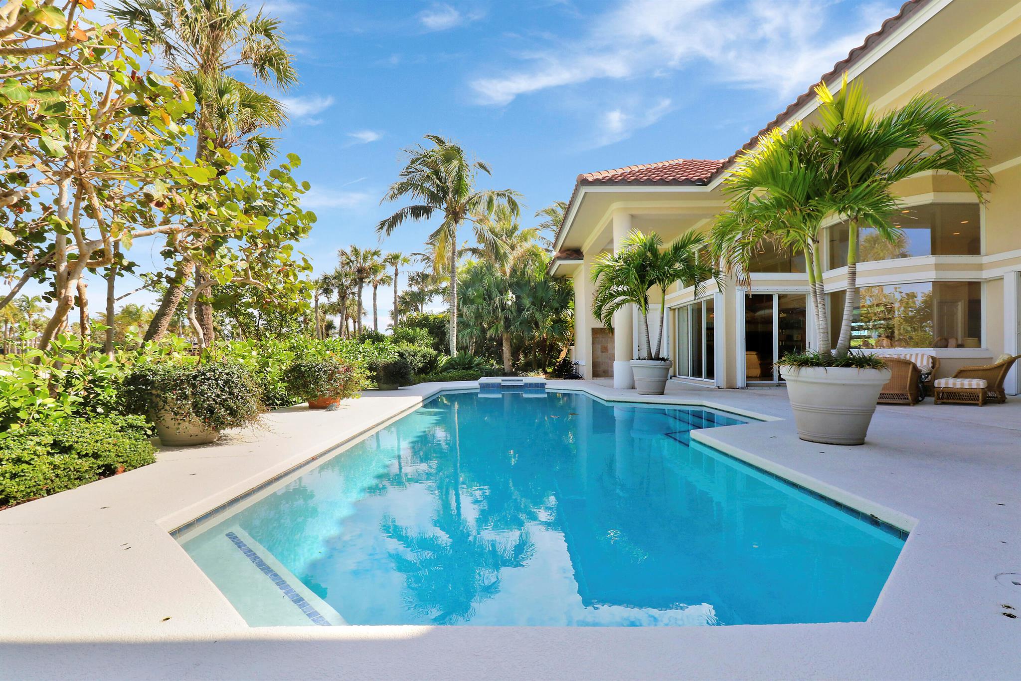 SAILFISH POINT - Residential