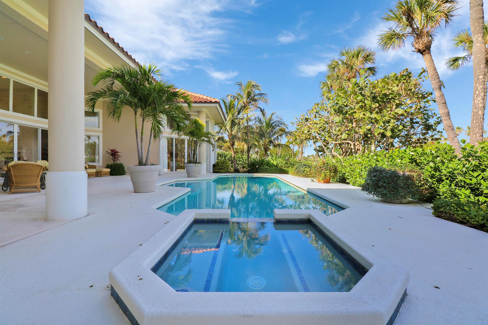 SAILFISH POINT - Residential