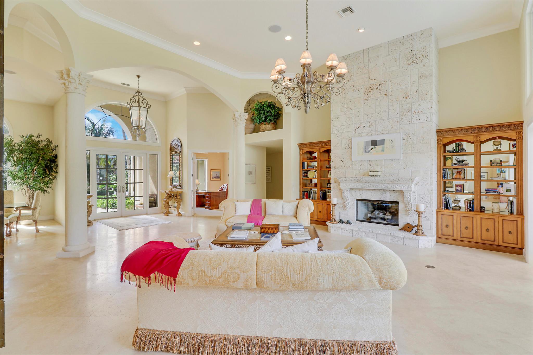 SAILFISH POINT - Residential