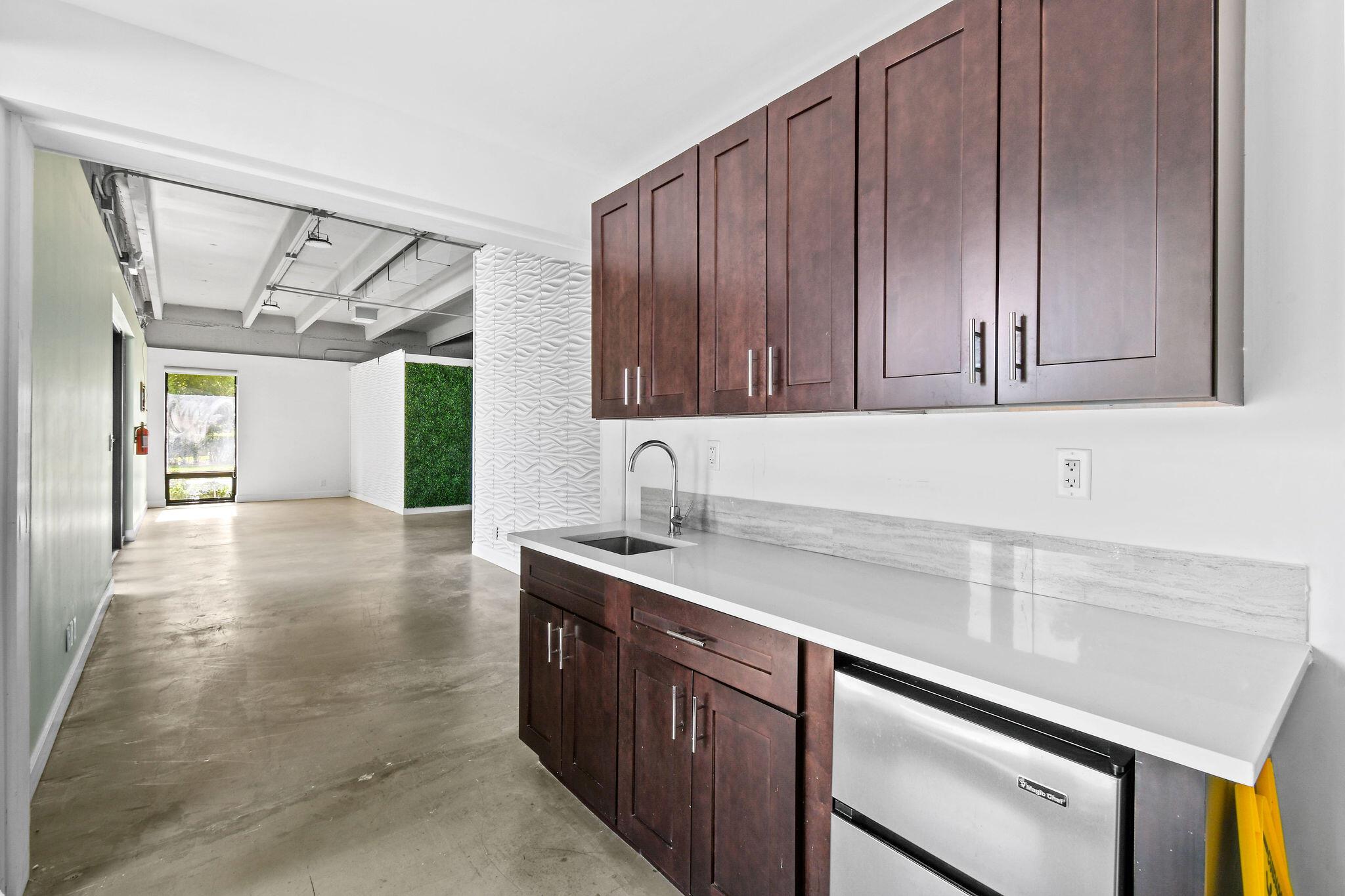 PALM BEACH LAKES SOUTH RE - Commercial Sale