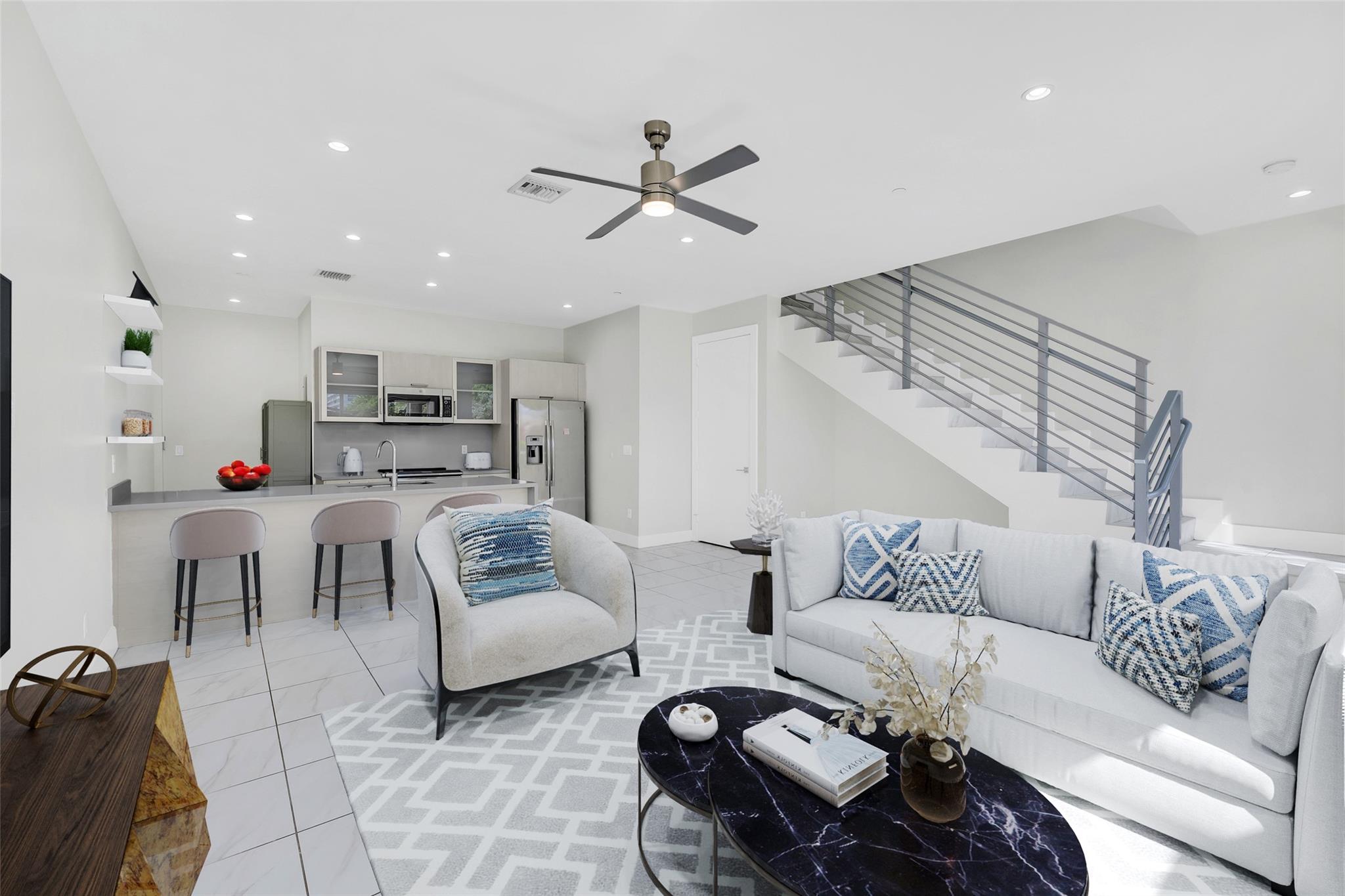 1025 NE 18th Ave 103