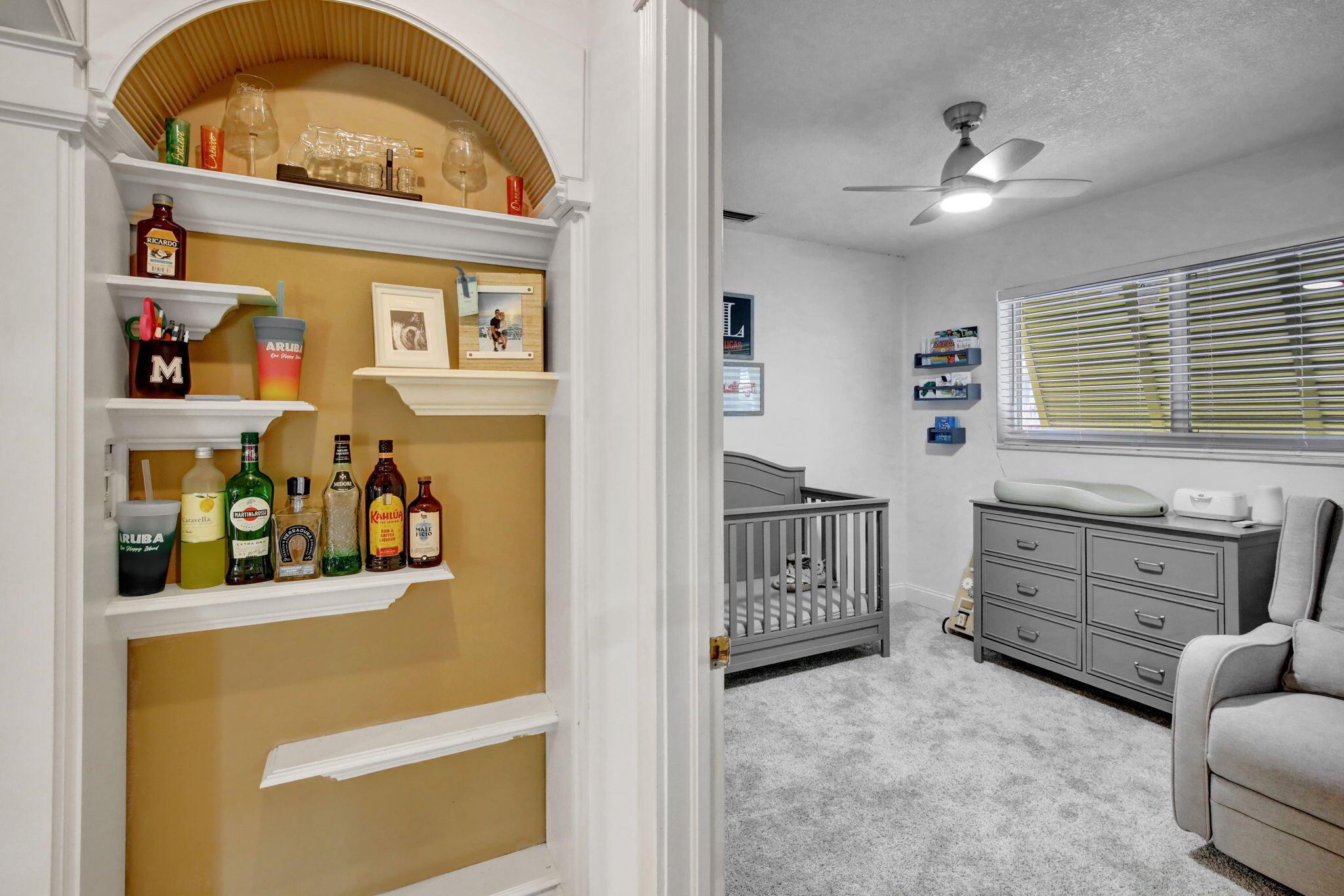 MIRROR LAKE ESTATES SEC F - Residential