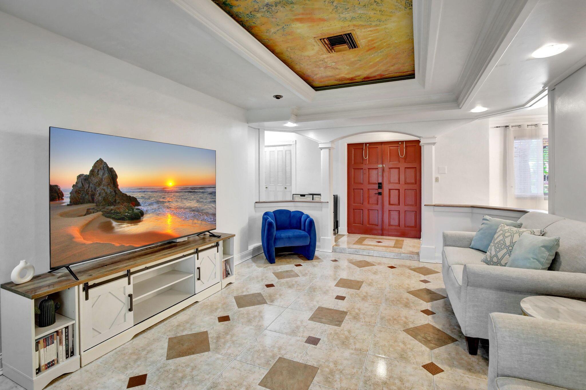 MIRROR LAKE ESTATES SEC F - Residential