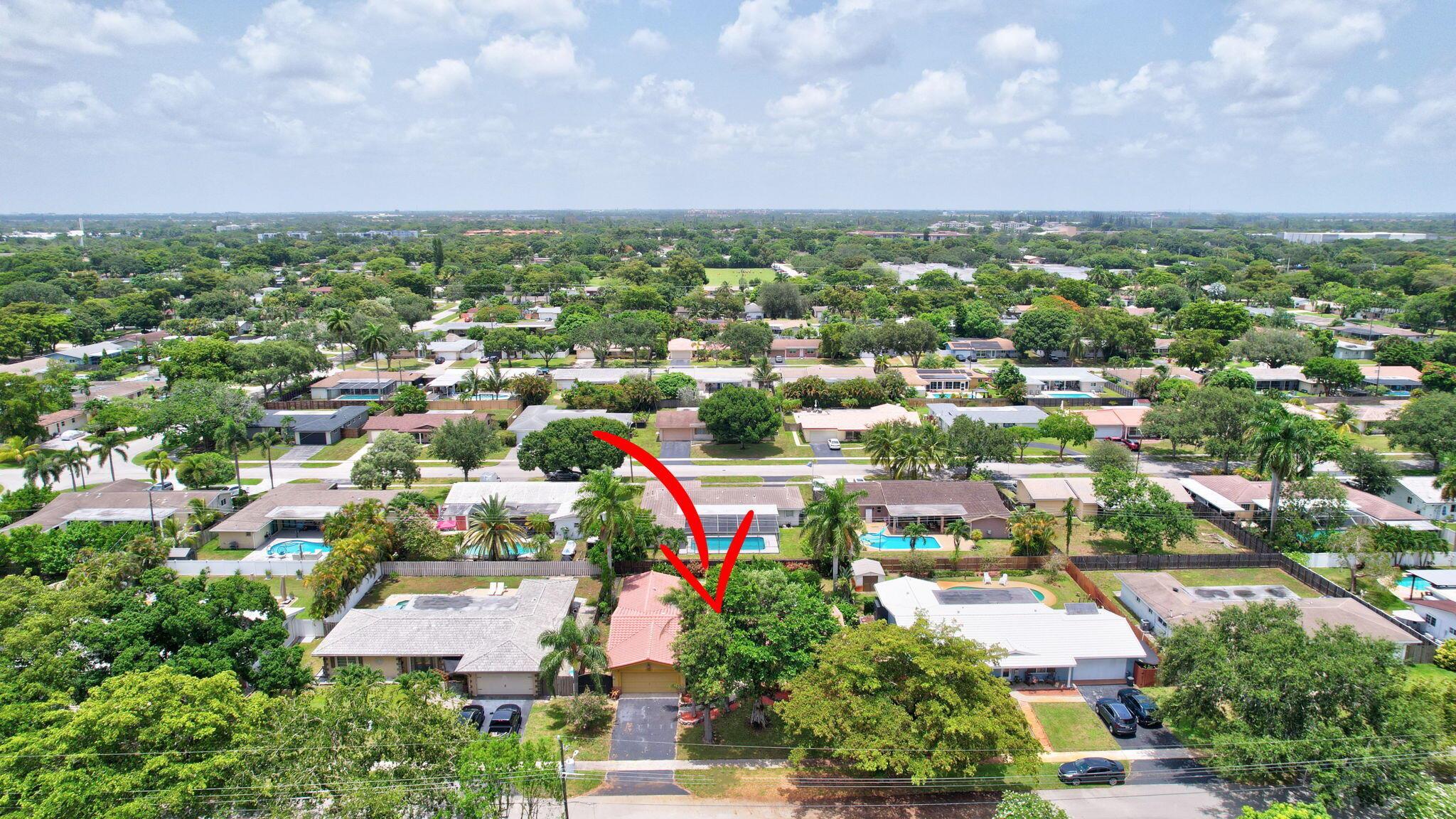 MIRROR LAKE ESTATES SEC F - Residential