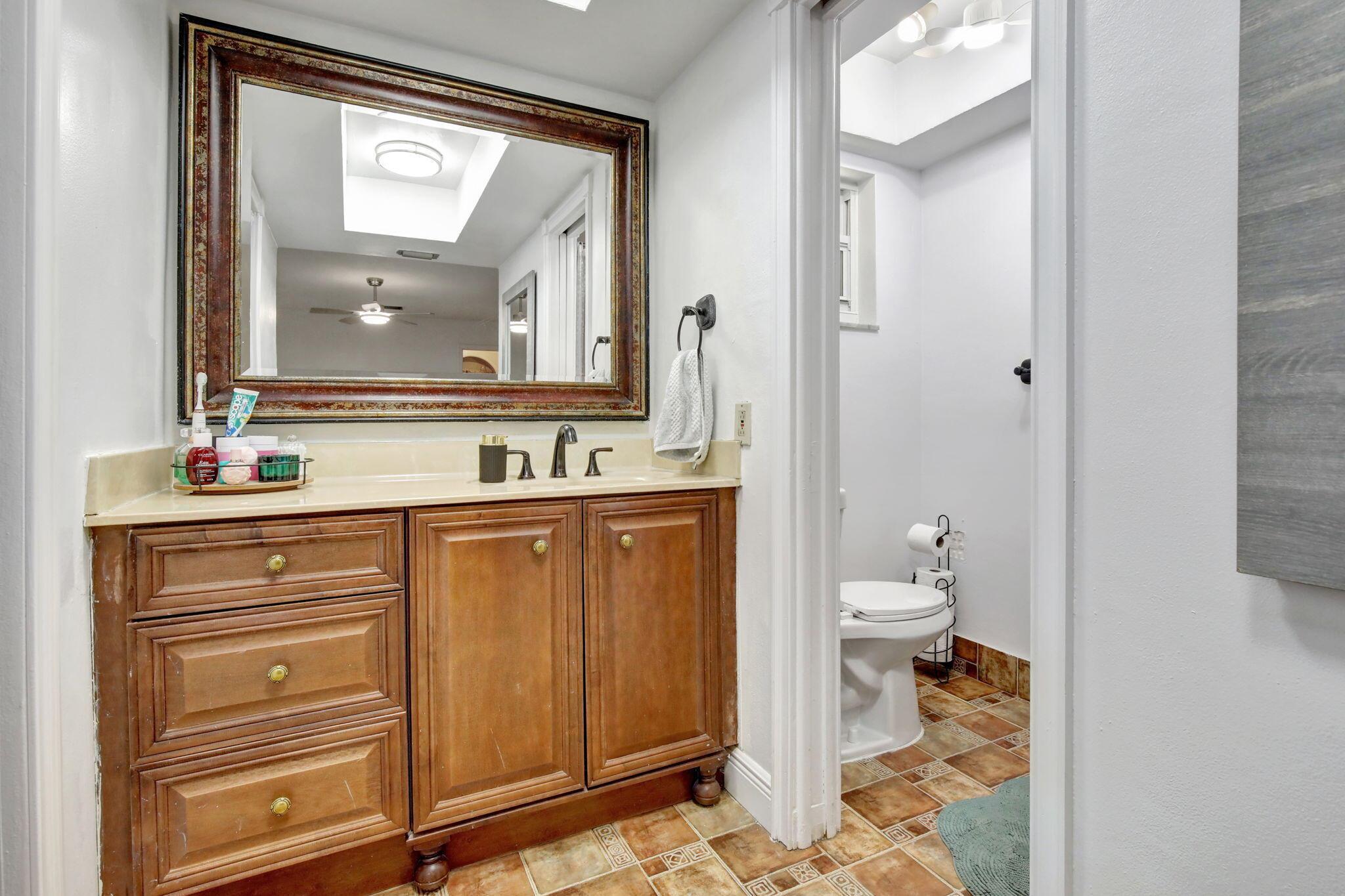 MIRROR LAKE ESTATES SEC F - Residential