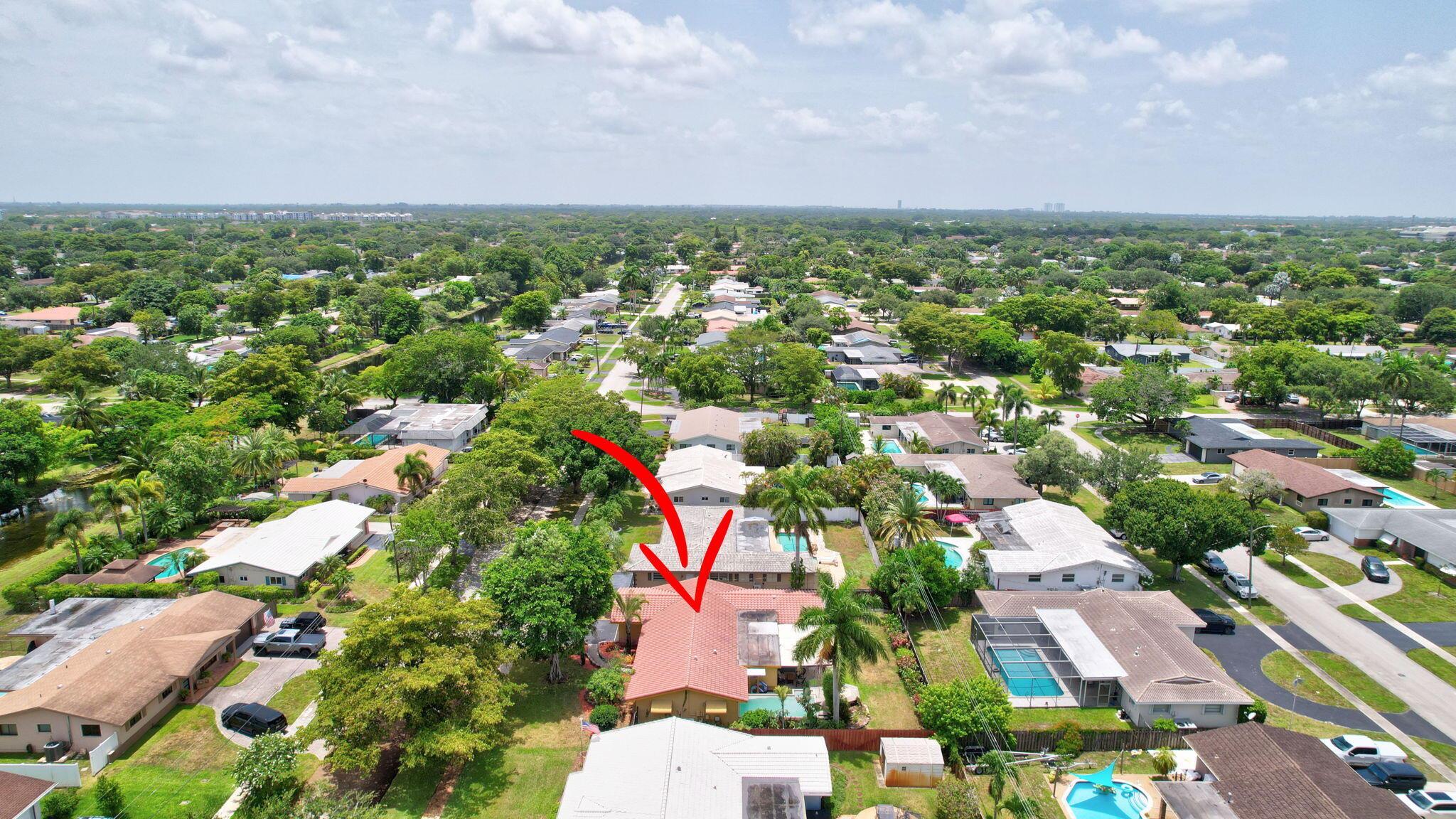 MIRROR LAKE ESTATES SEC F - Residential