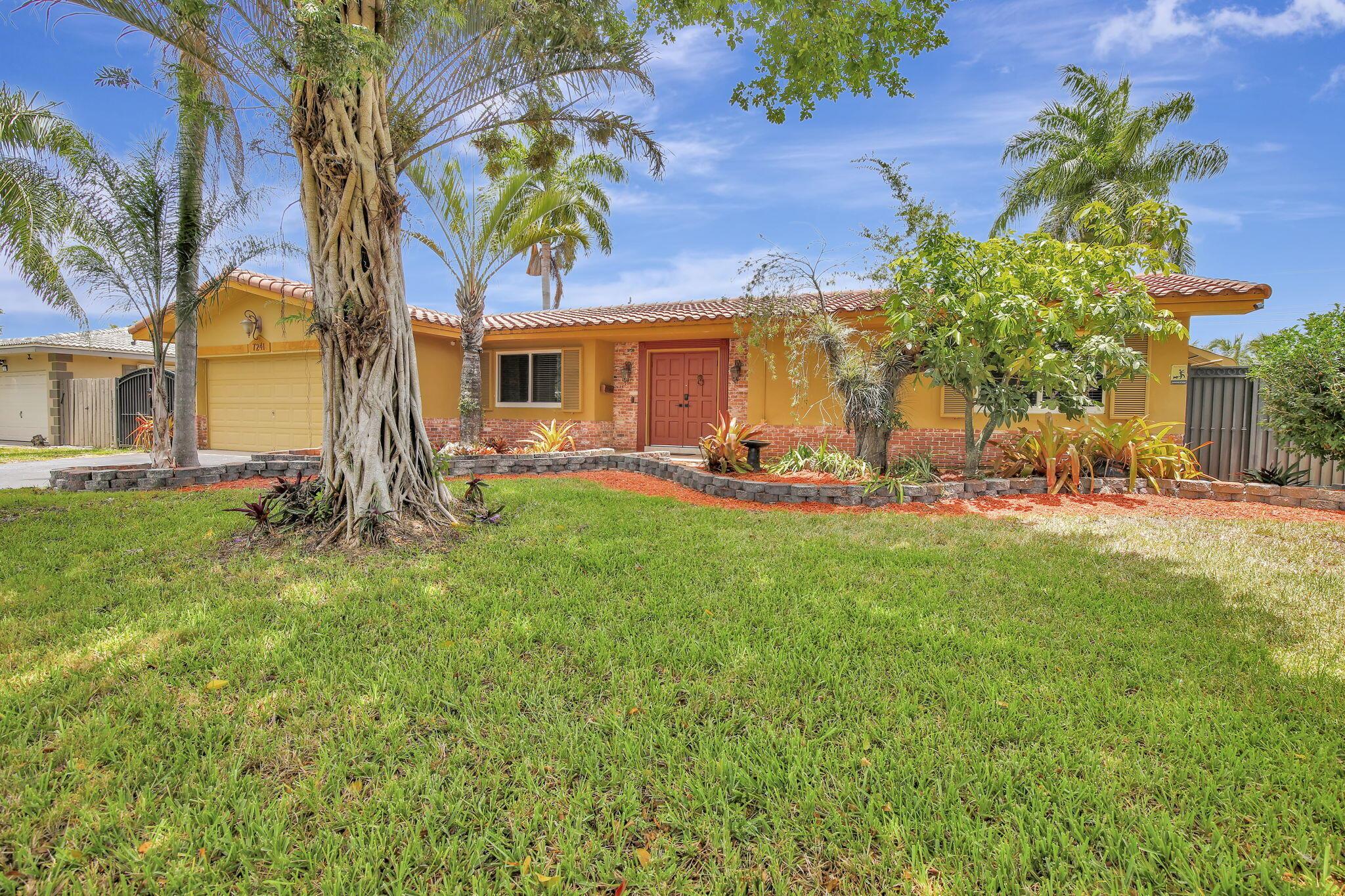 7241 NW 10th Court