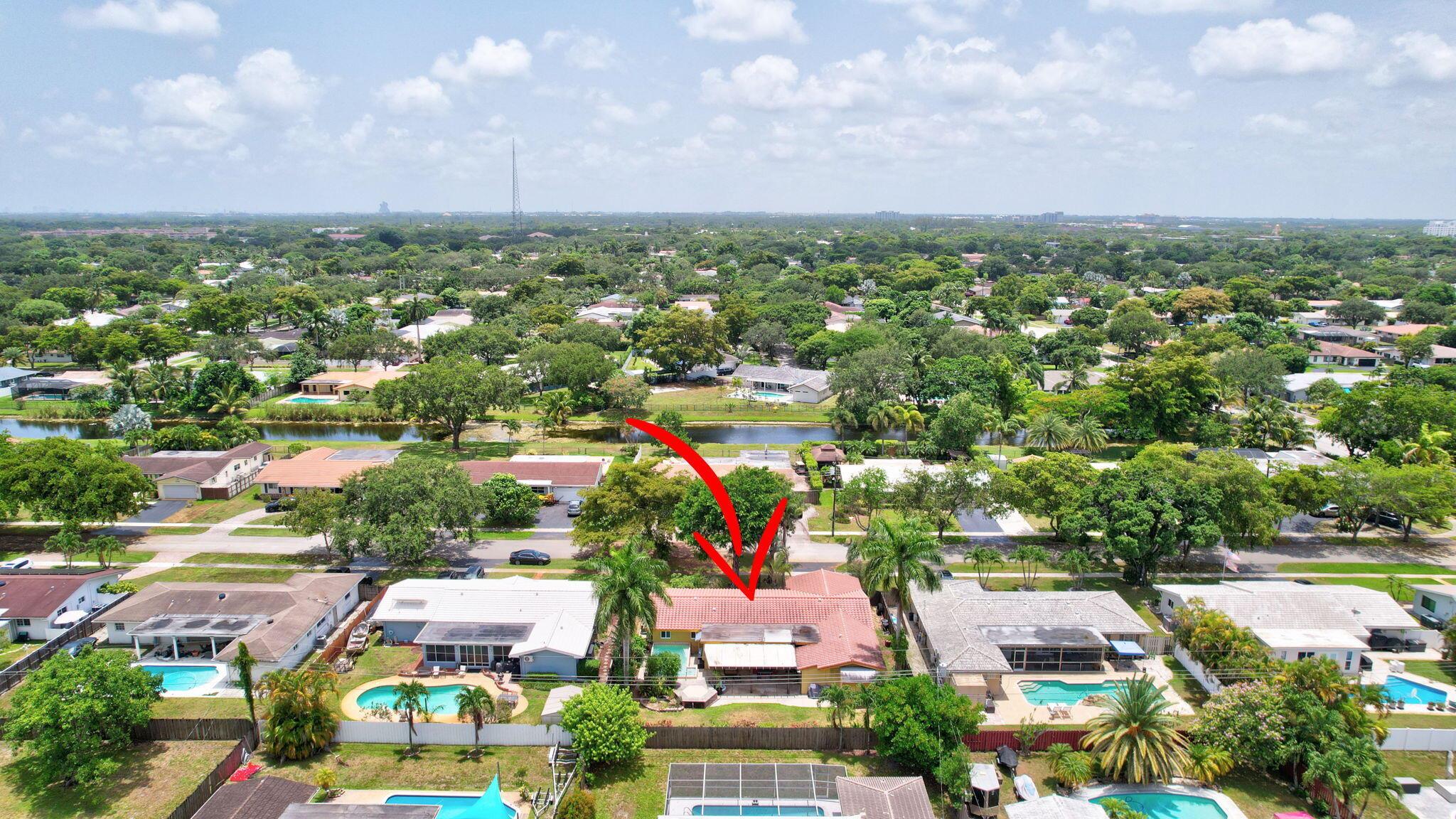MIRROR LAKE ESTATES SEC F - Residential