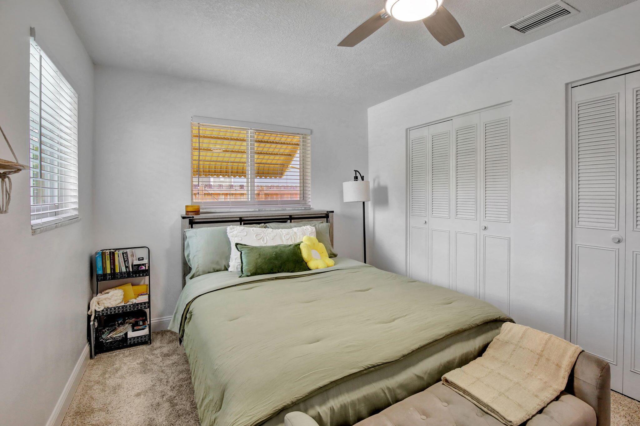 MIRROR LAKE ESTATES SEC F - Residential