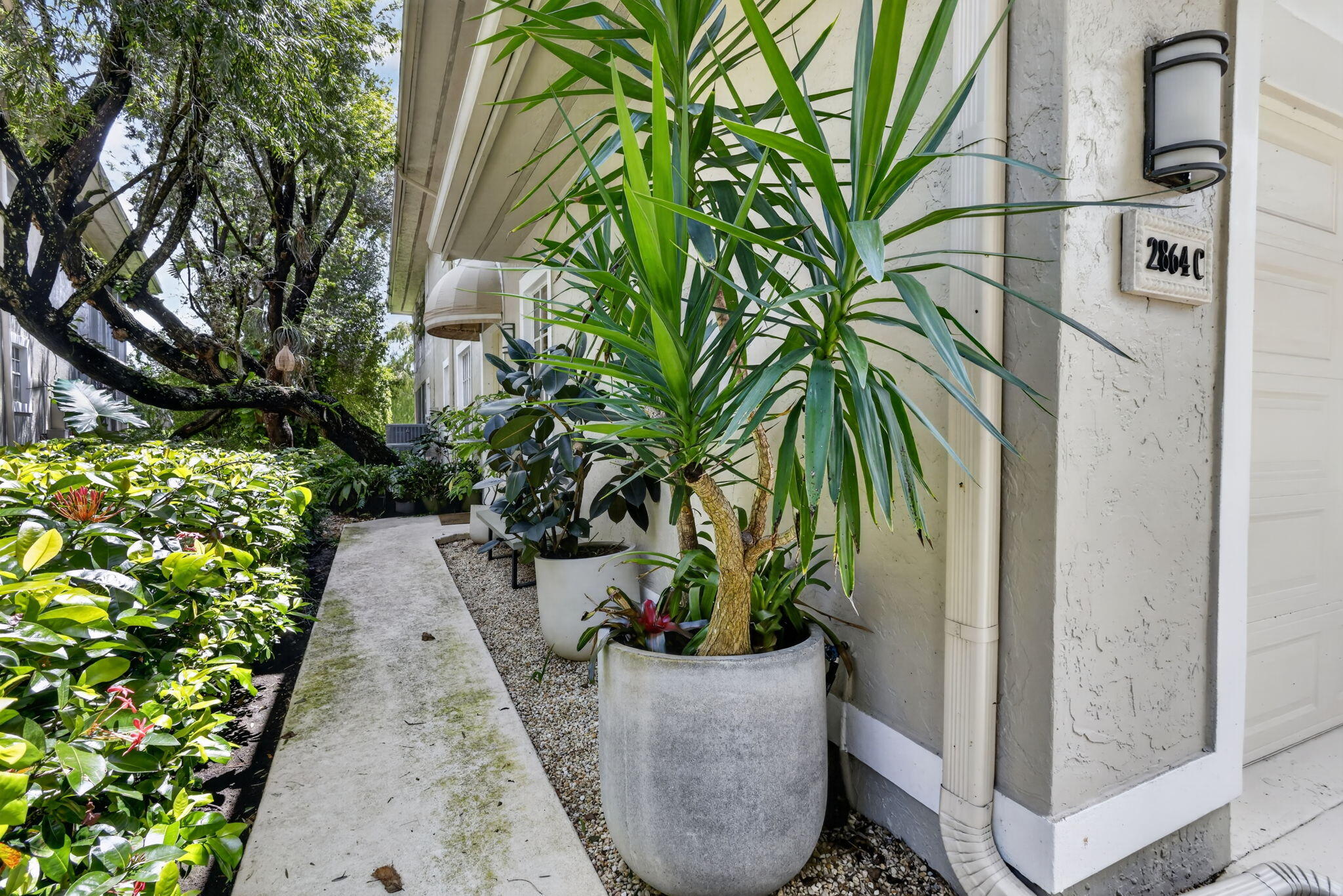 Properties 2864 Winding Oak Lane C
