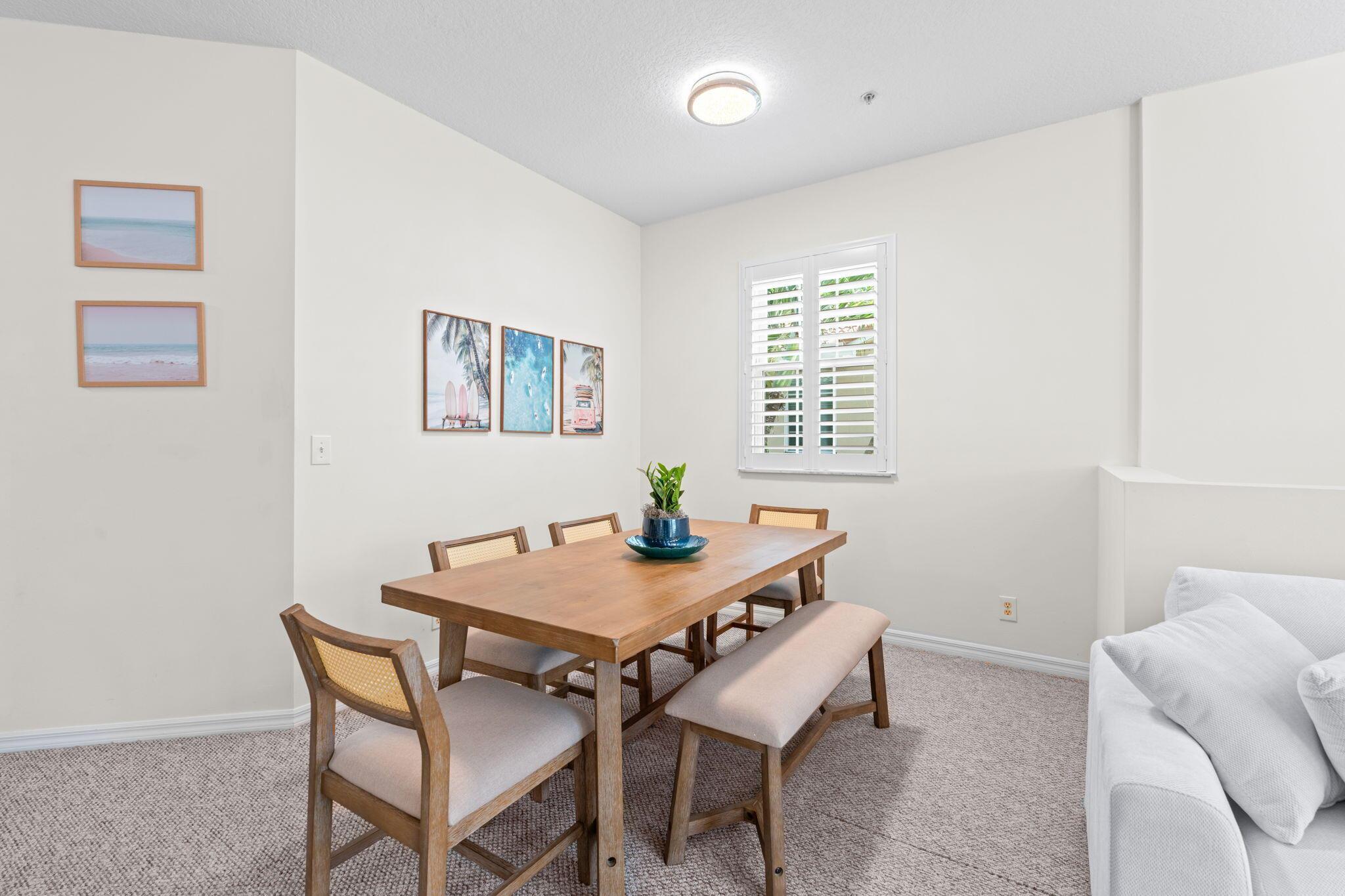 TEQUESTA TRACE - Residential Lease
