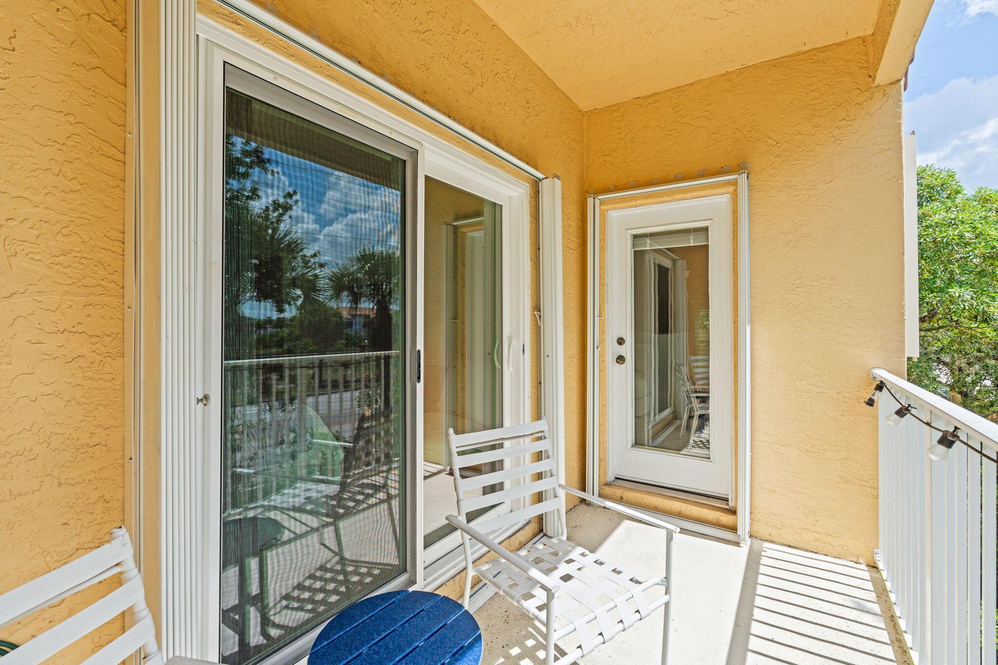 TEQUESTA TRACE - Residential Lease