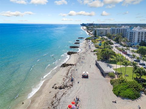 Tiny photo for 701 SE 21st Avenue #502, Deerfield Beach, FL 33441 (MLS # F10535387)