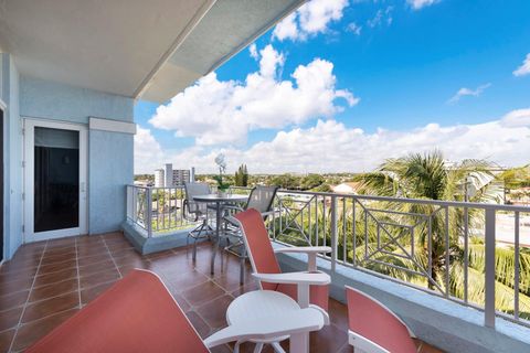 Tiny photo for 701 SE 21st Avenue #502, Deerfield Beach, FL 33441 (MLS # F10535387)