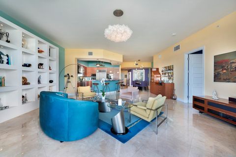 Tiny photo for 701 SE 21st Avenue #502, Deerfield Beach, FL 33441 (MLS # F10535387)
