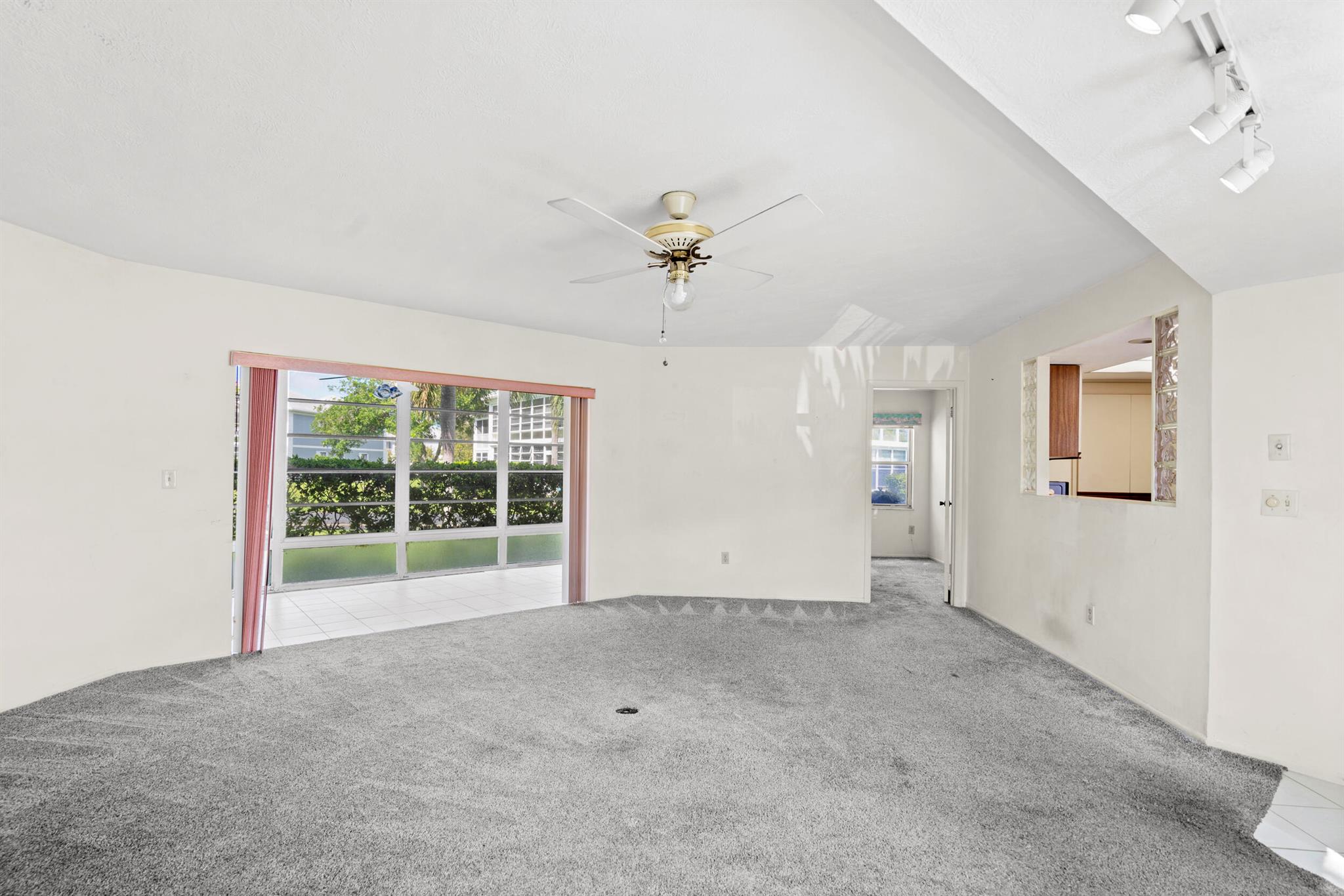 VILLAGE OF STUART CONDO - Residential