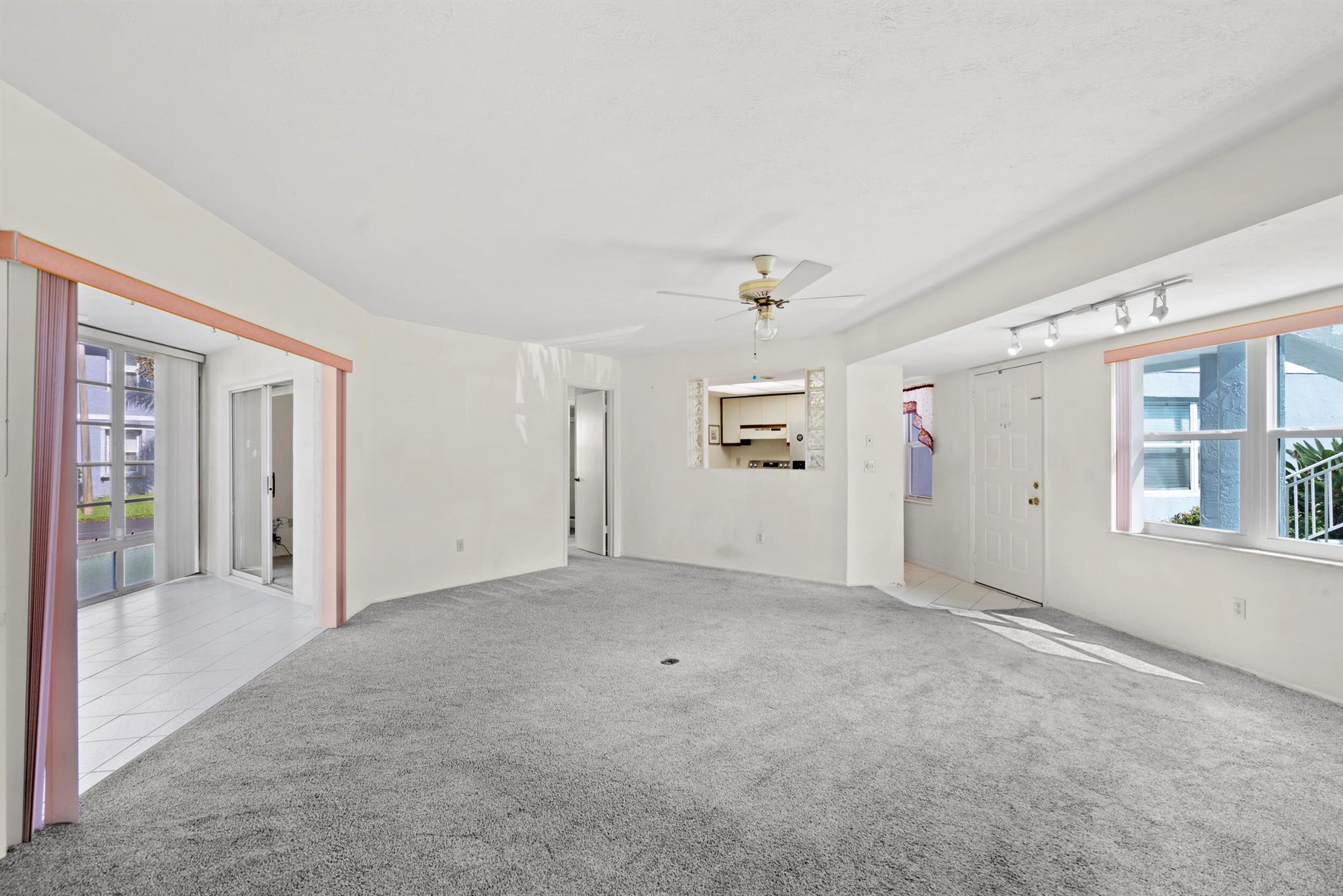 VILLAGE OF STUART CONDO - Residential