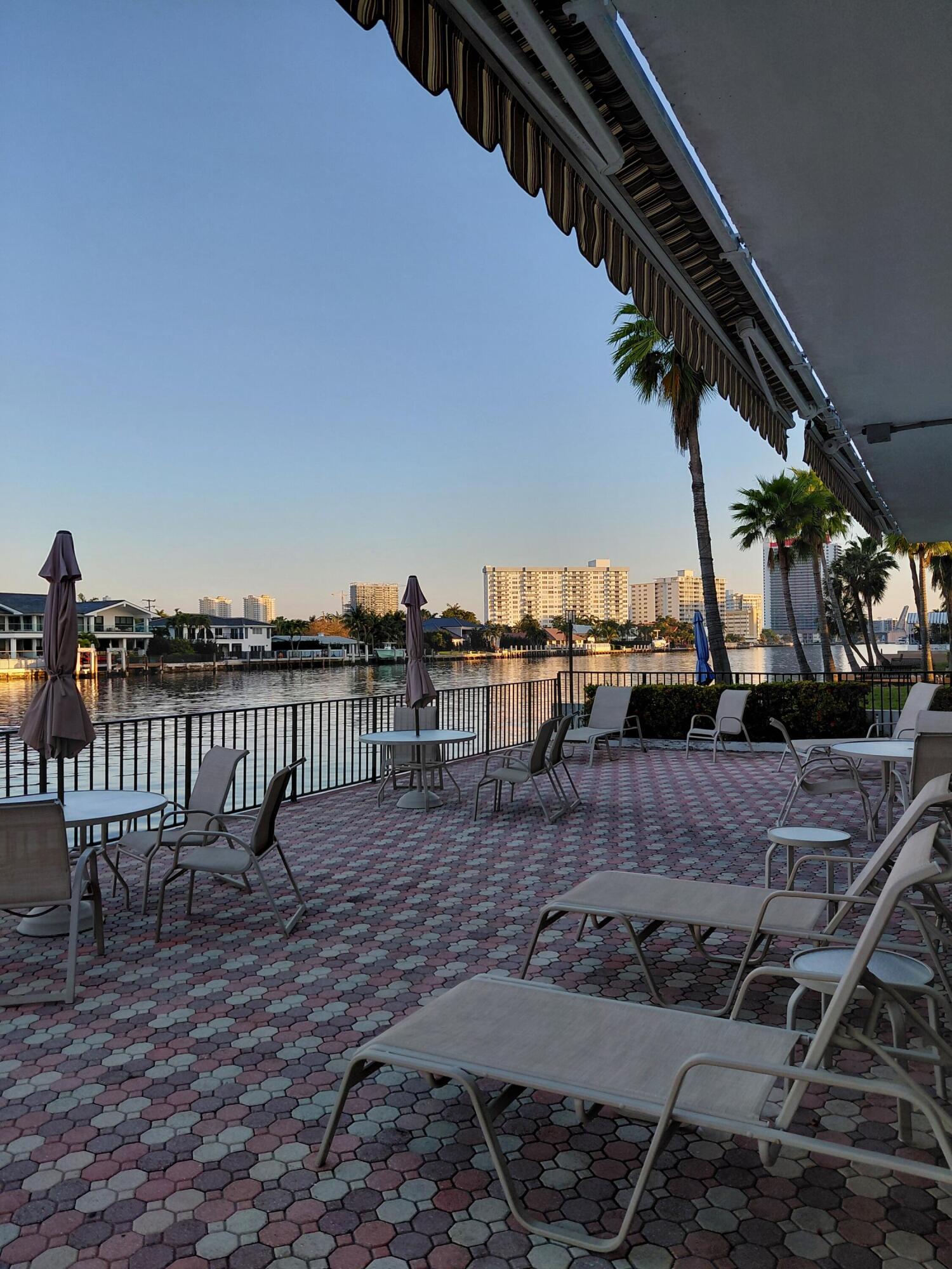 ASHLEIGH HOUSE CONDO - Residential