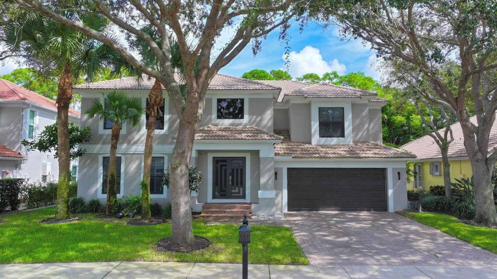 Photo of 212 Lone Pine Drive, Palm Beach Gardens, FL 33410 (MLS # R11121315)