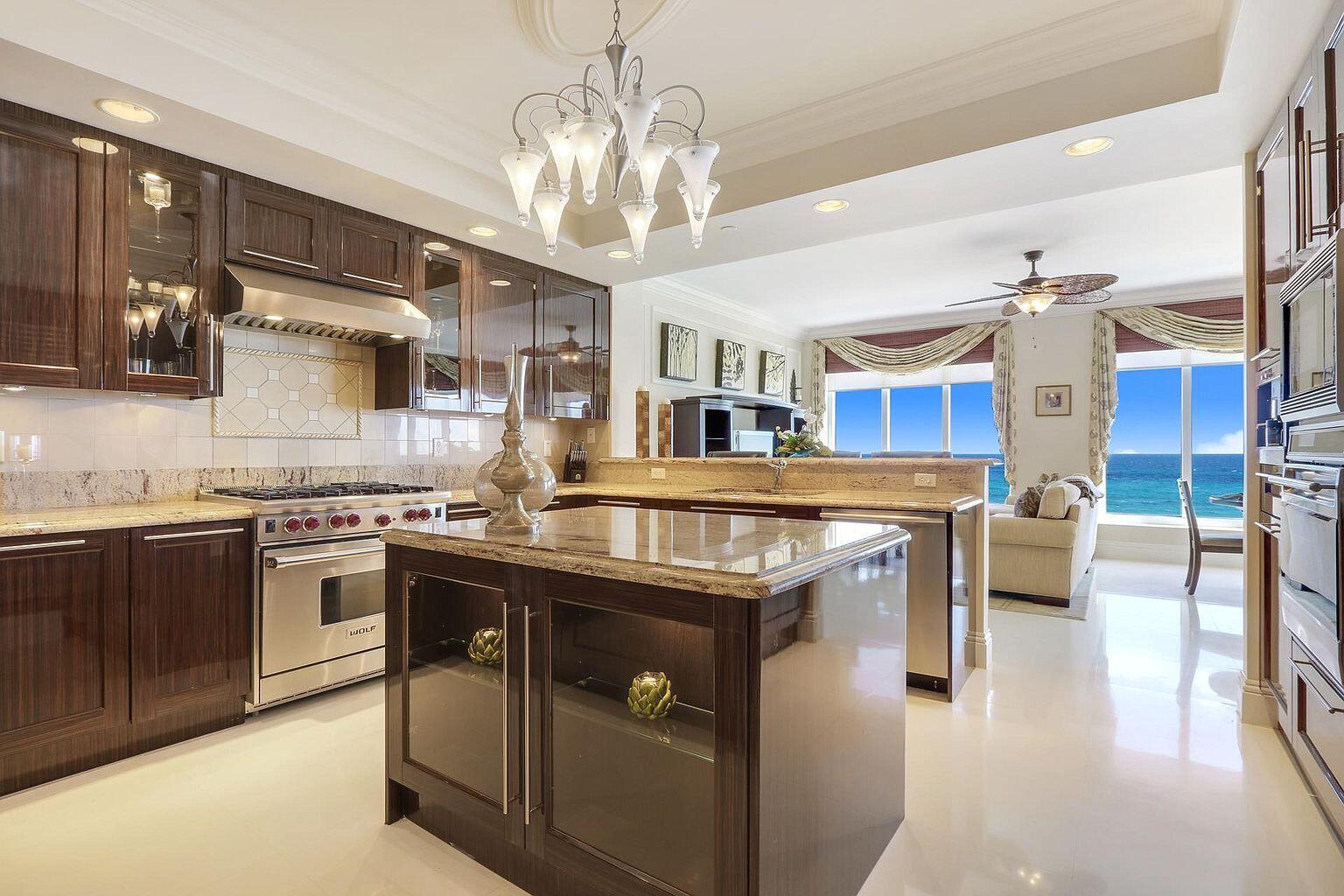 Ritz Carlton Residences a - Residential