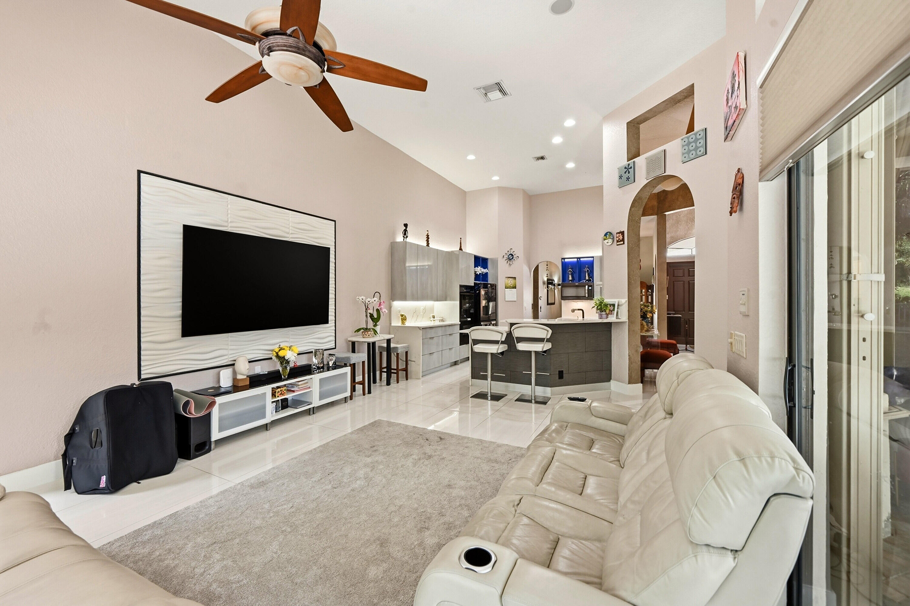 VERSAILLES PUD - Residential