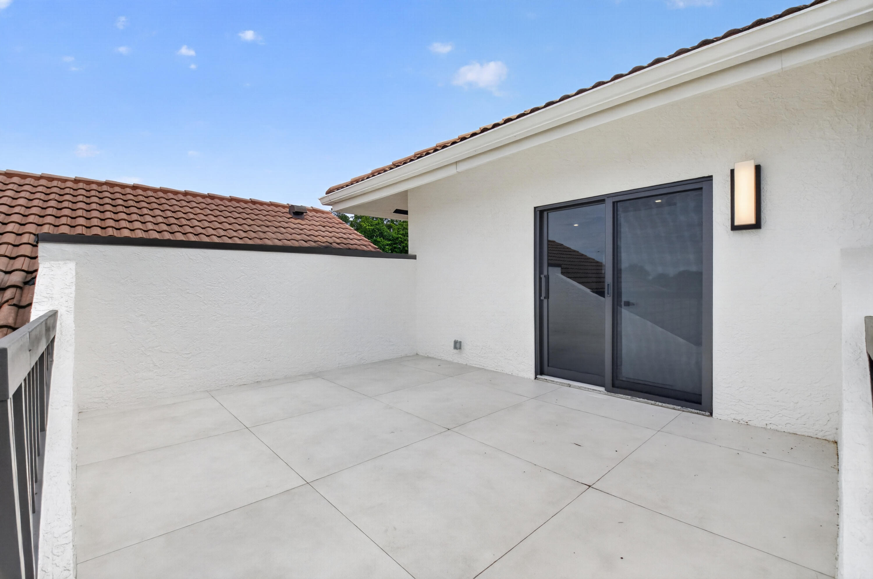 SABAL LAKE - Residential