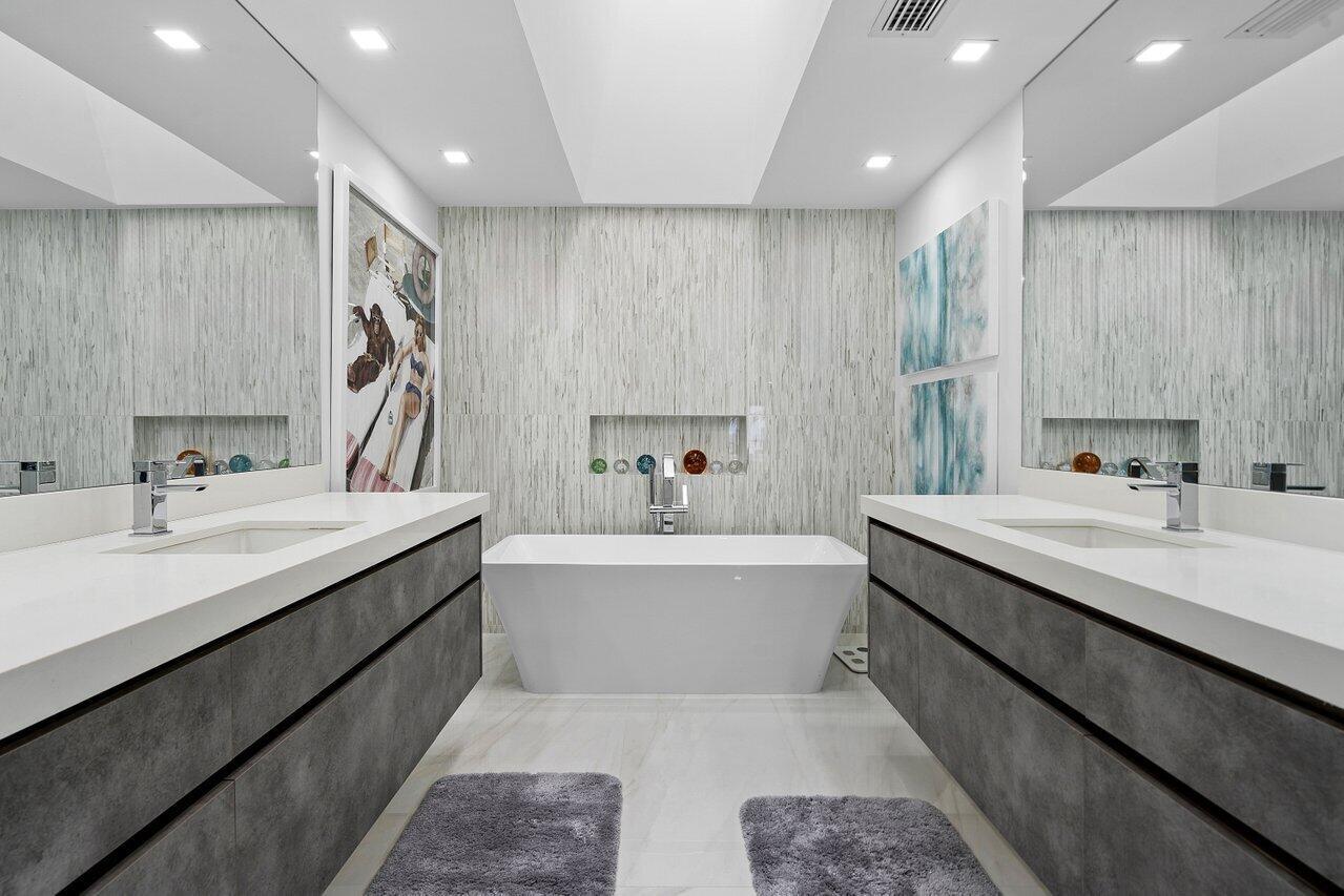 BOCA MARINA - Residential