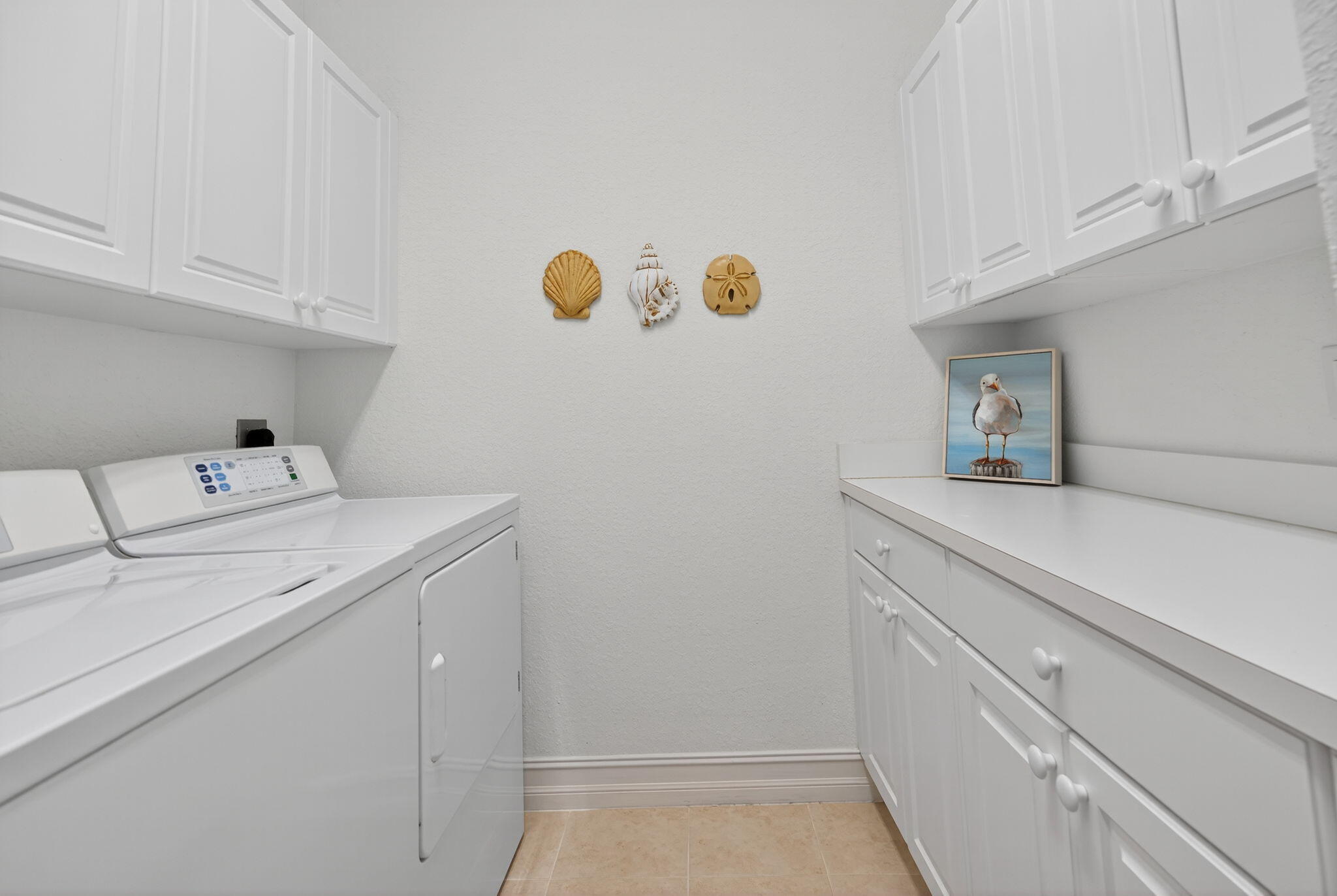 DOCKSIDE AT JUPITER HARBOUR - Residential Lease