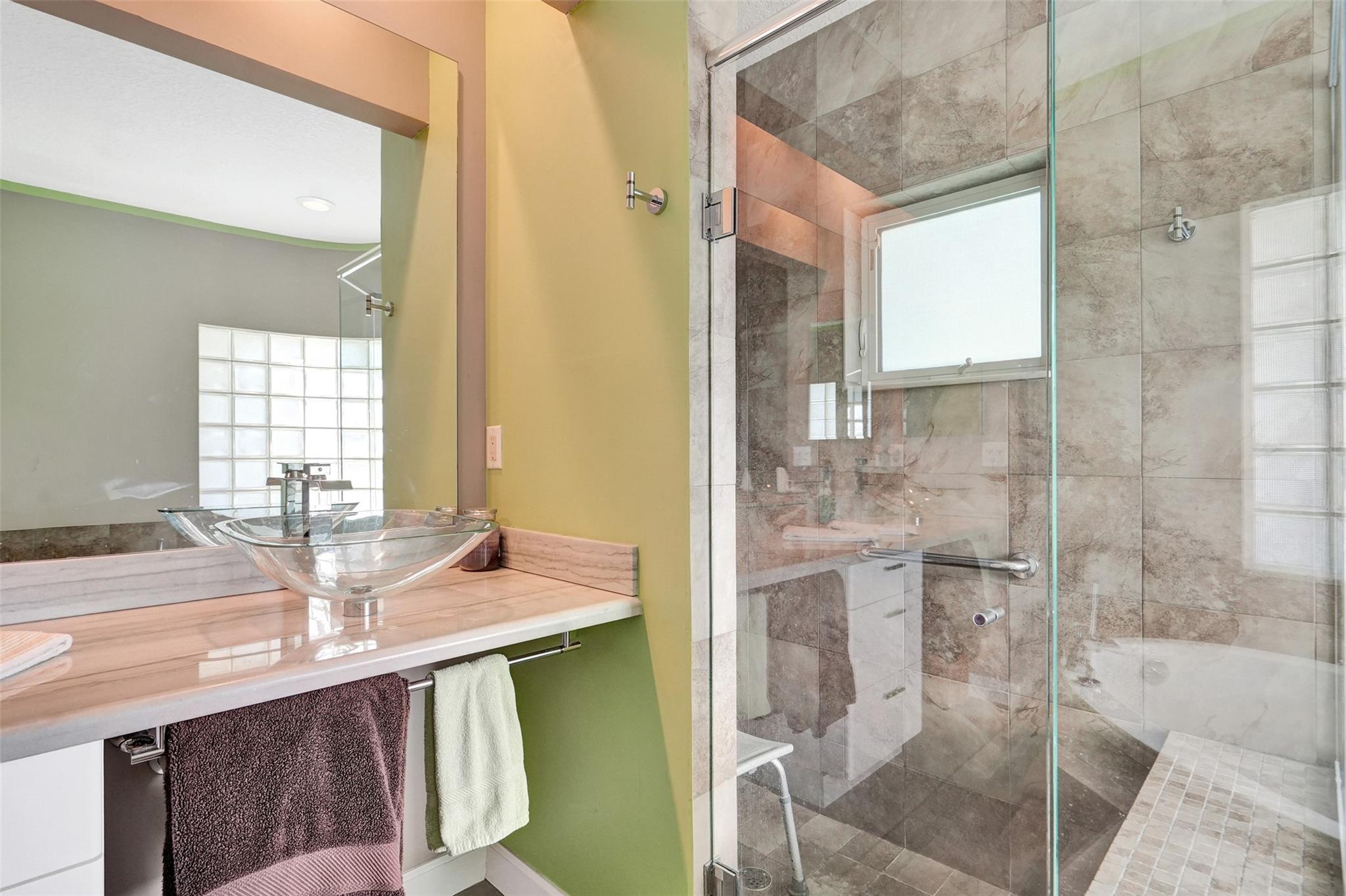 Hillbrook 30-4 B - Residential