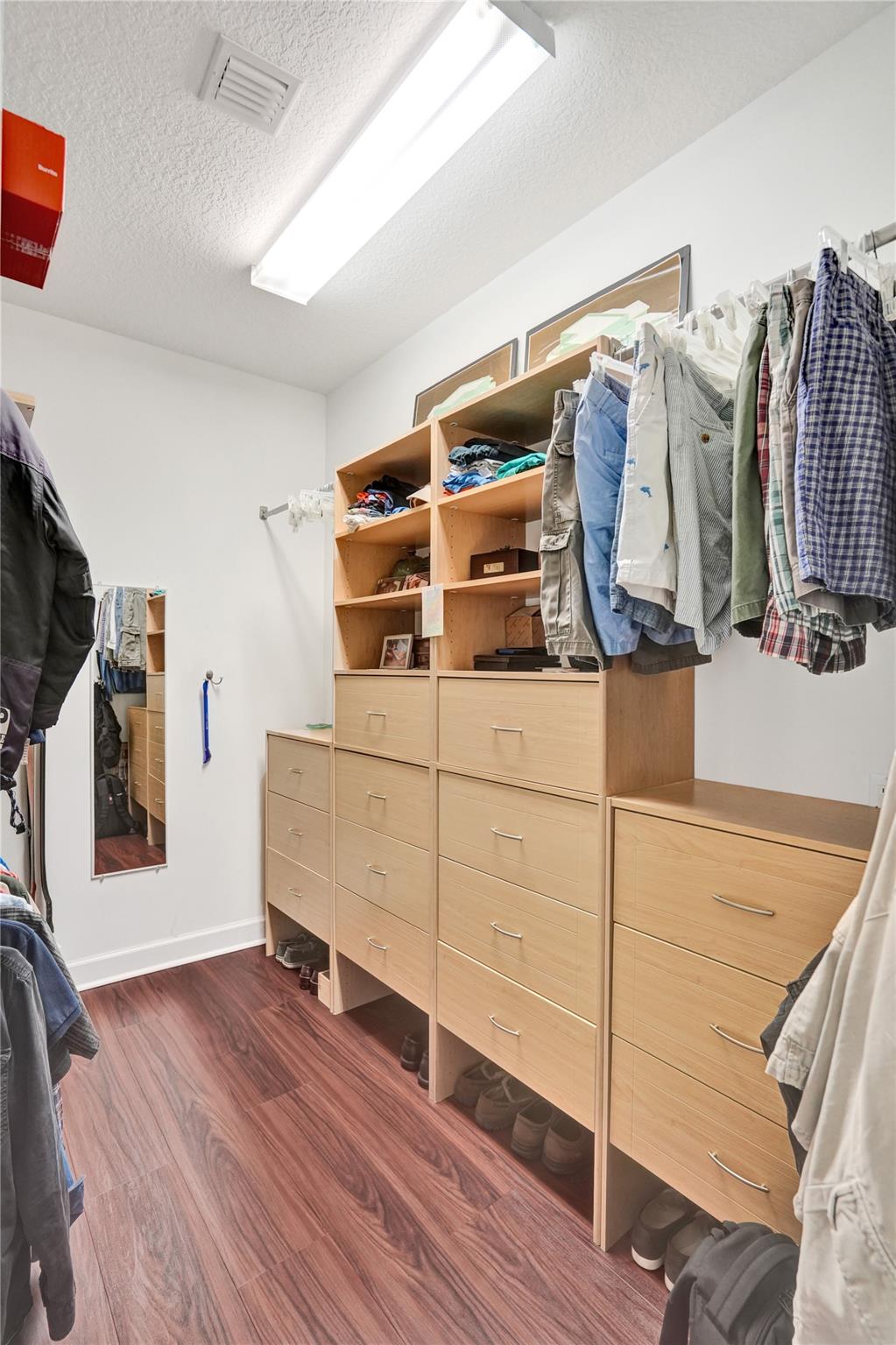 Hillbrook 30-4 B - Residential