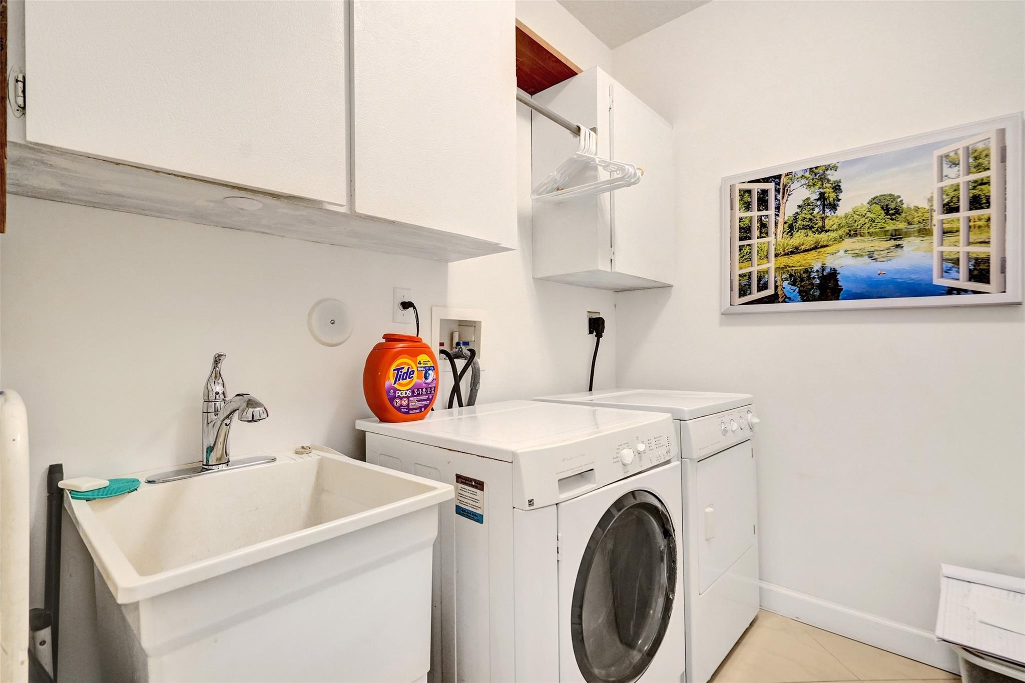 Hillbrook 30-4 B - Residential