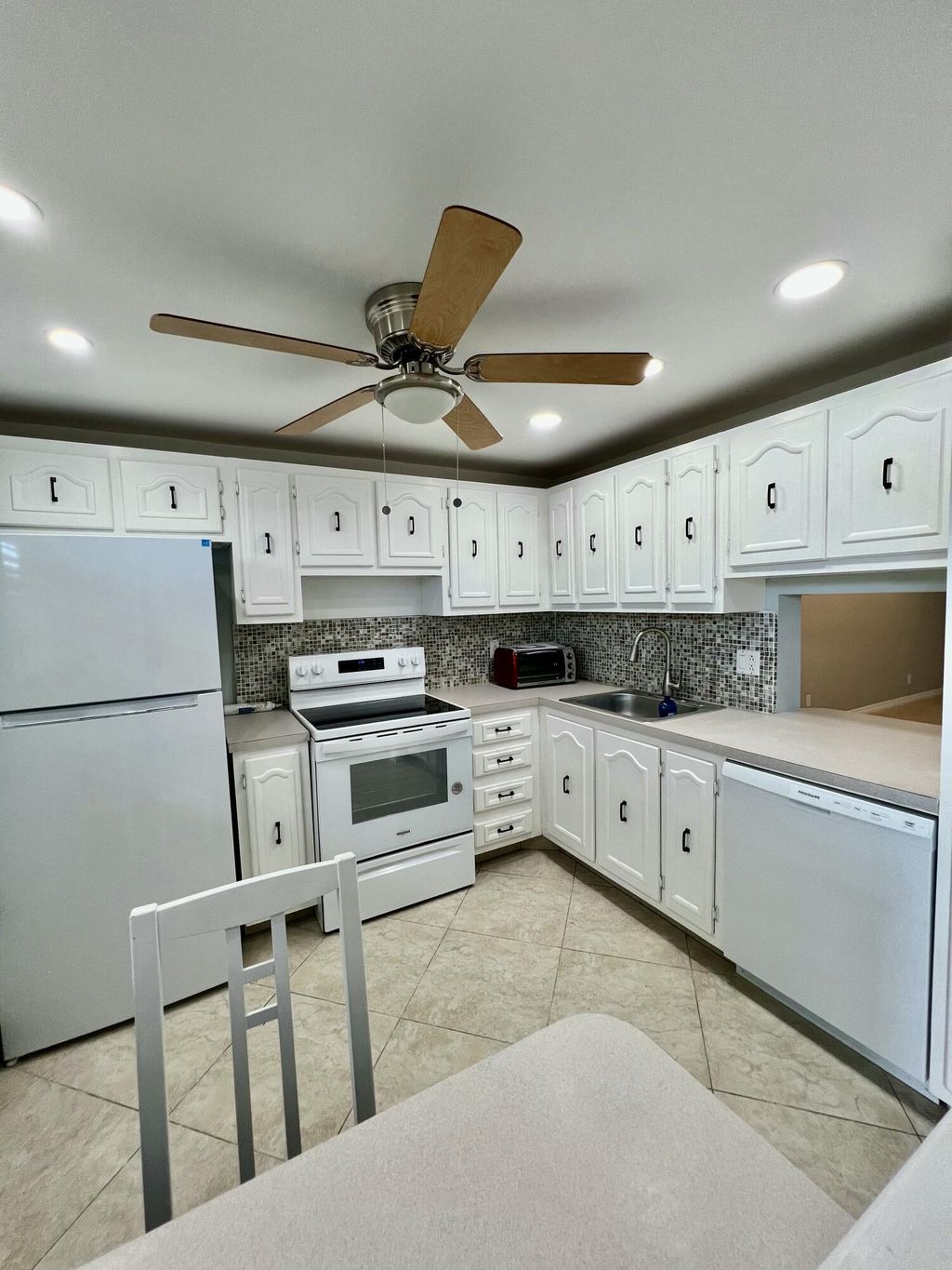 Photo of 2601 NE 3rd Court #2040, Boynton Beach, FL 33435 (MLS # R11090572)