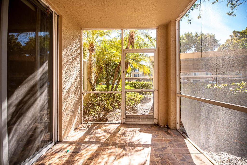 VILLAS AT EMERALD DUNES - Residential Lease