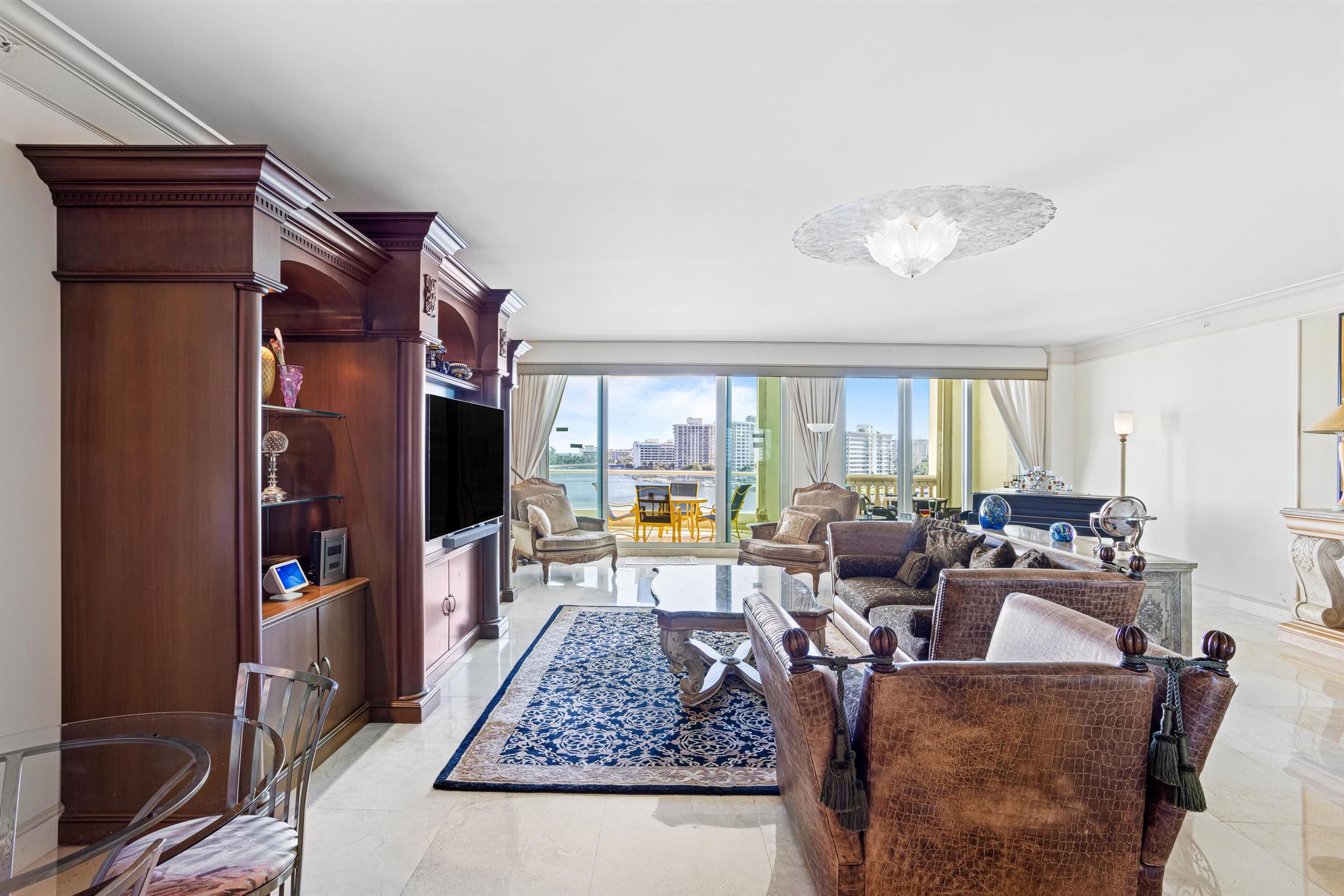 MIZNER GRAND - Residential