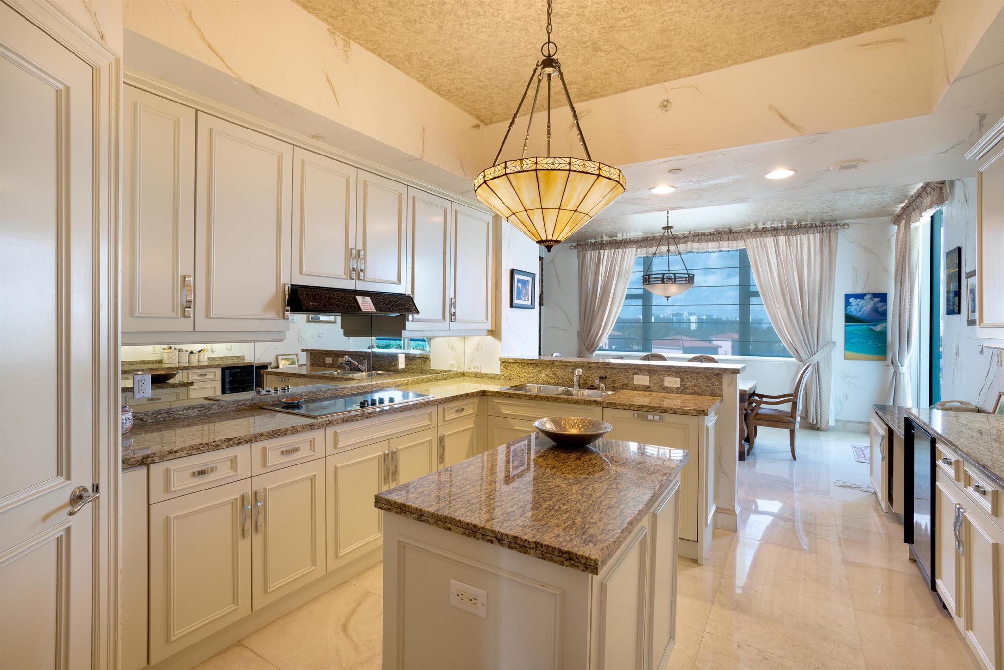 MIZNER GRAND - Residential