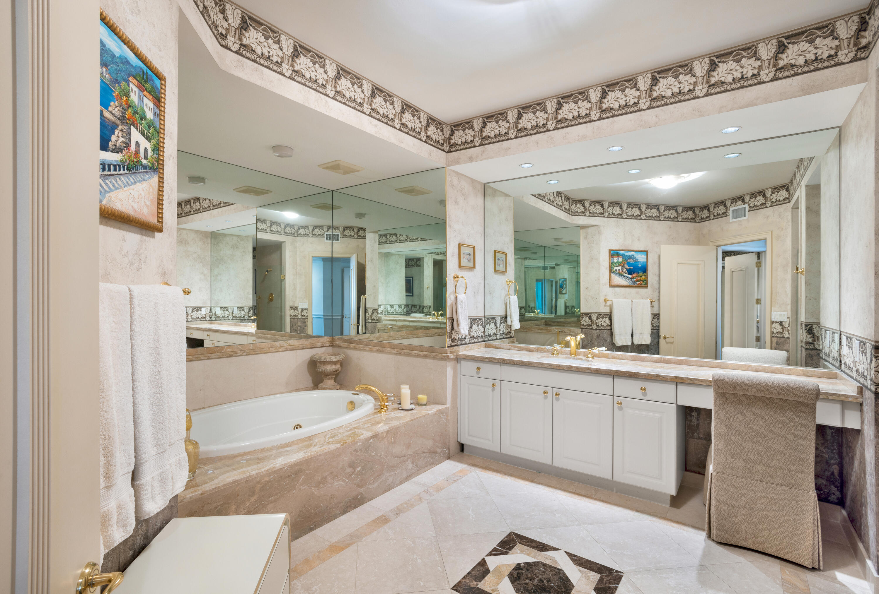 MIZNER GRAND - Residential