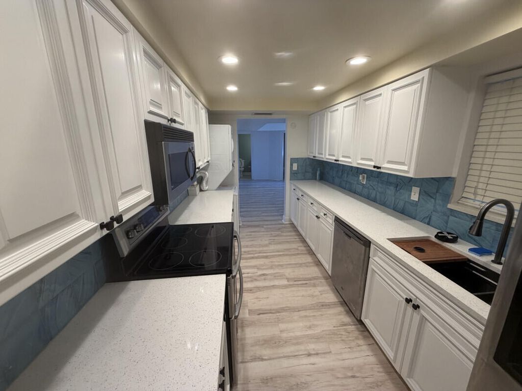 Photo of 1401 S Federal Highway #102, Boca Raton, FL 33432 (MLS # B26011627)