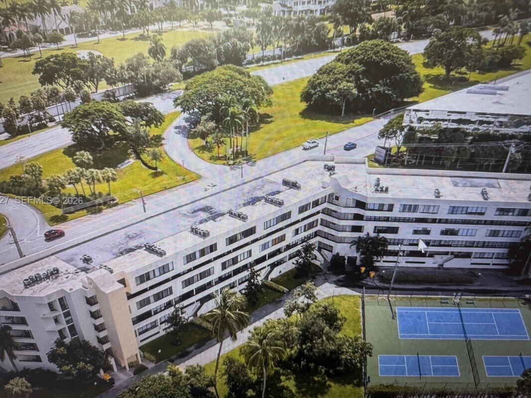 1401 S Federal Highway 102