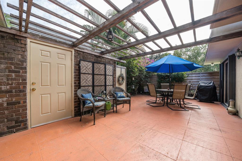 GLENWOOD TOWNHOMES - Residential