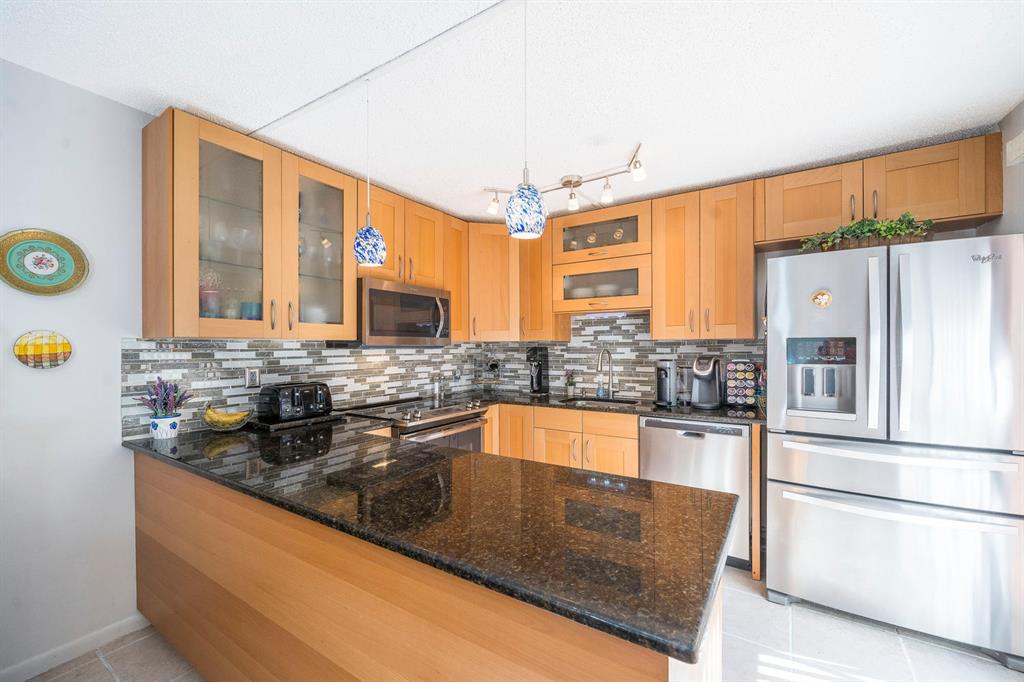 GLENWOOD TOWNHOMES - Residential