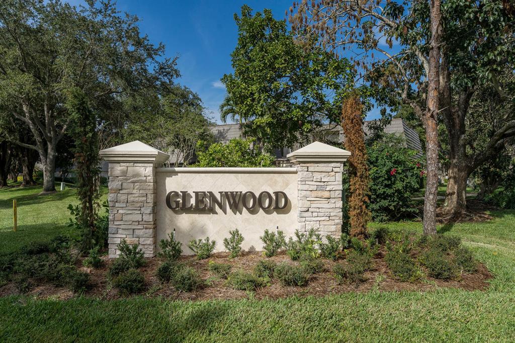 GLENWOOD TOWNHOMES - Residential