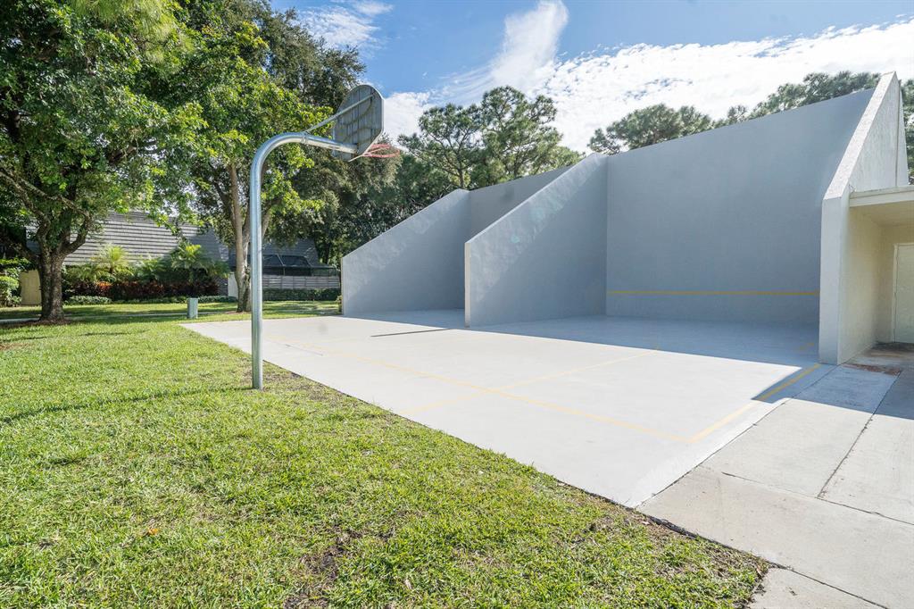 GLENWOOD TOWNHOMES - Residential