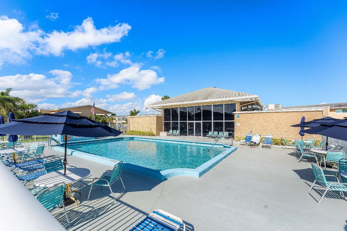 Village Royal Condo 3 - Residential