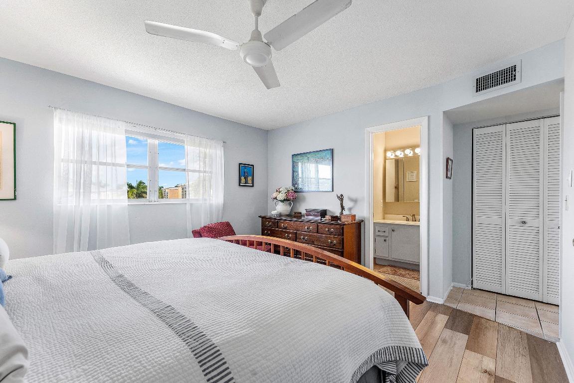 Village Royal Condo 3 - Residential