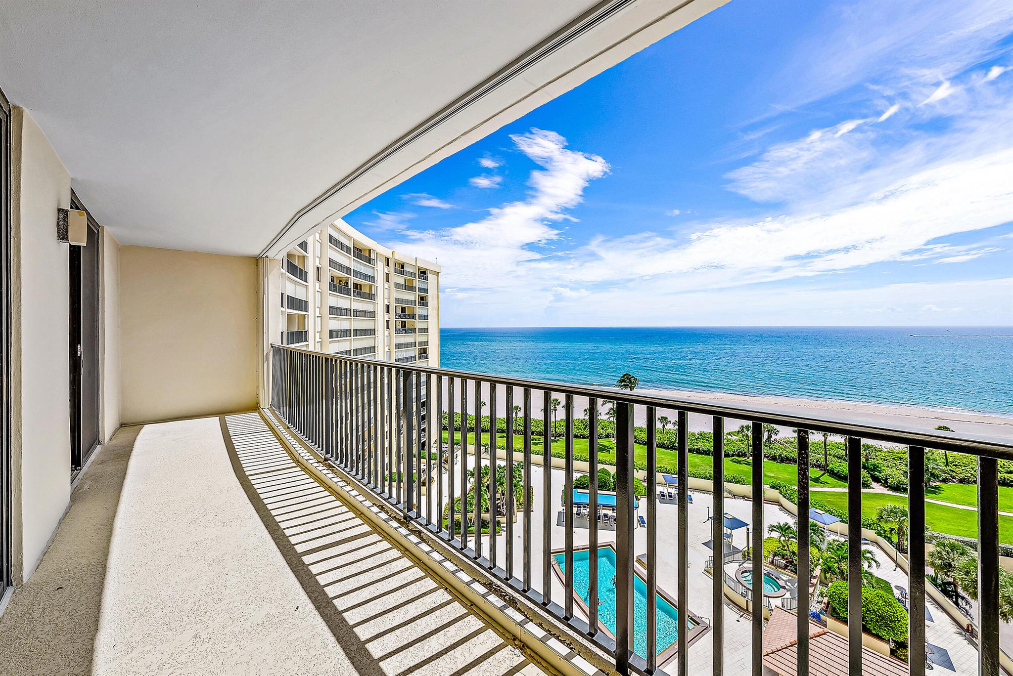 OCEAN TRAIL CONDO IV - Residential