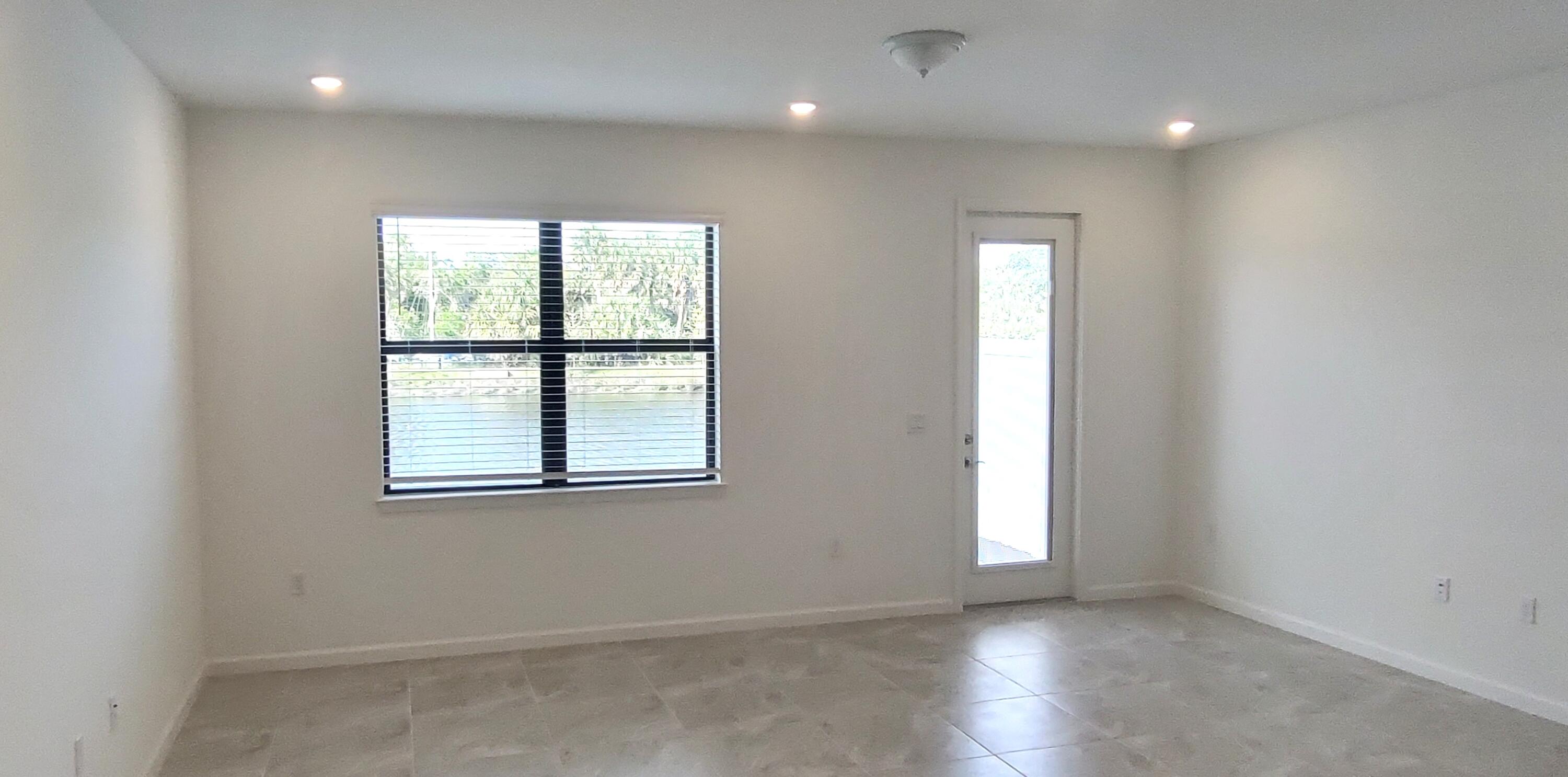 7783 SW Bentley Lane