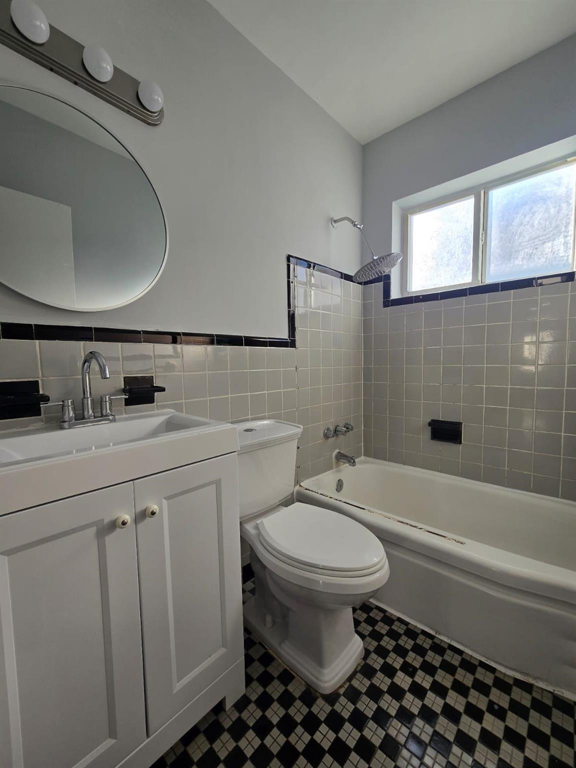 Altos Del Mar 03 - Residential Lease