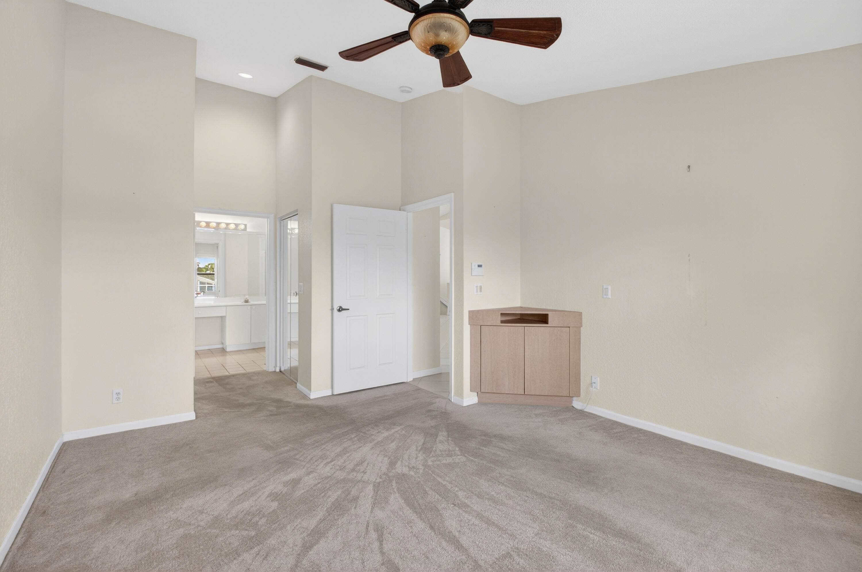 GROVE VILLAGE CONDO - Residential